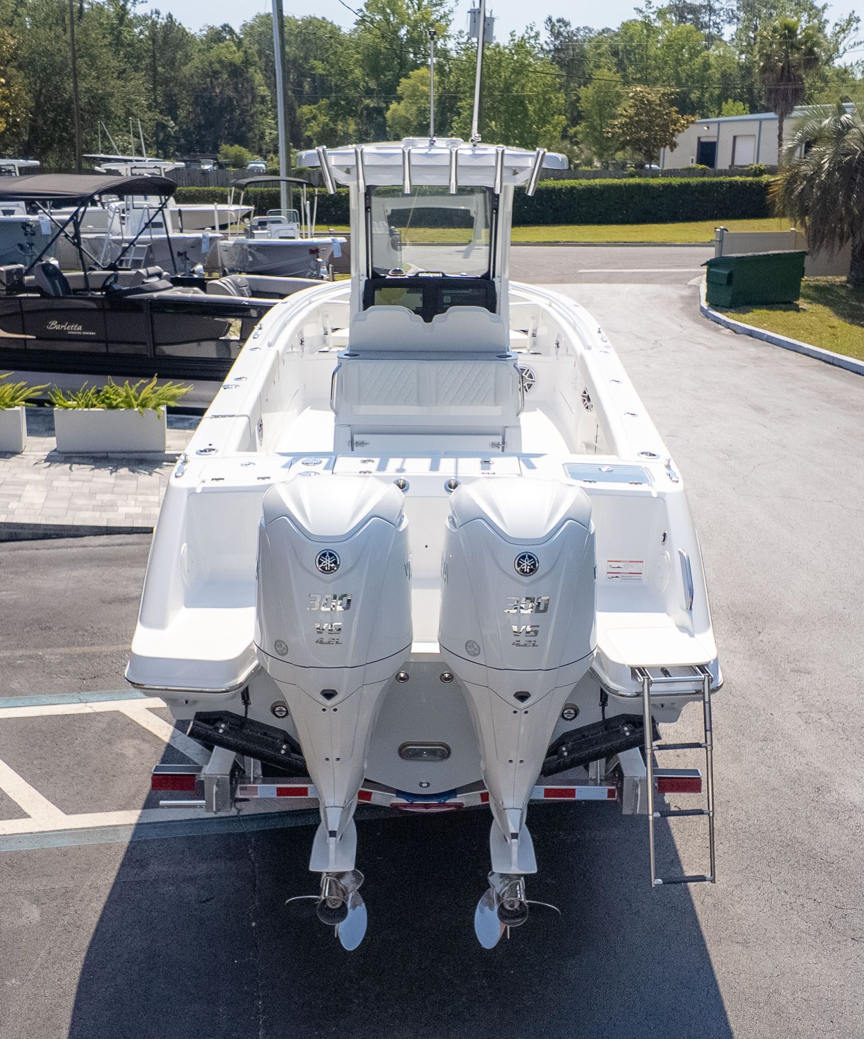2026 Everglades 285 Center Console