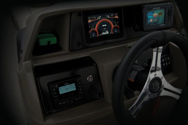 Manufacturer Provided Image: Sun Tracker SportFish 20 DLX
