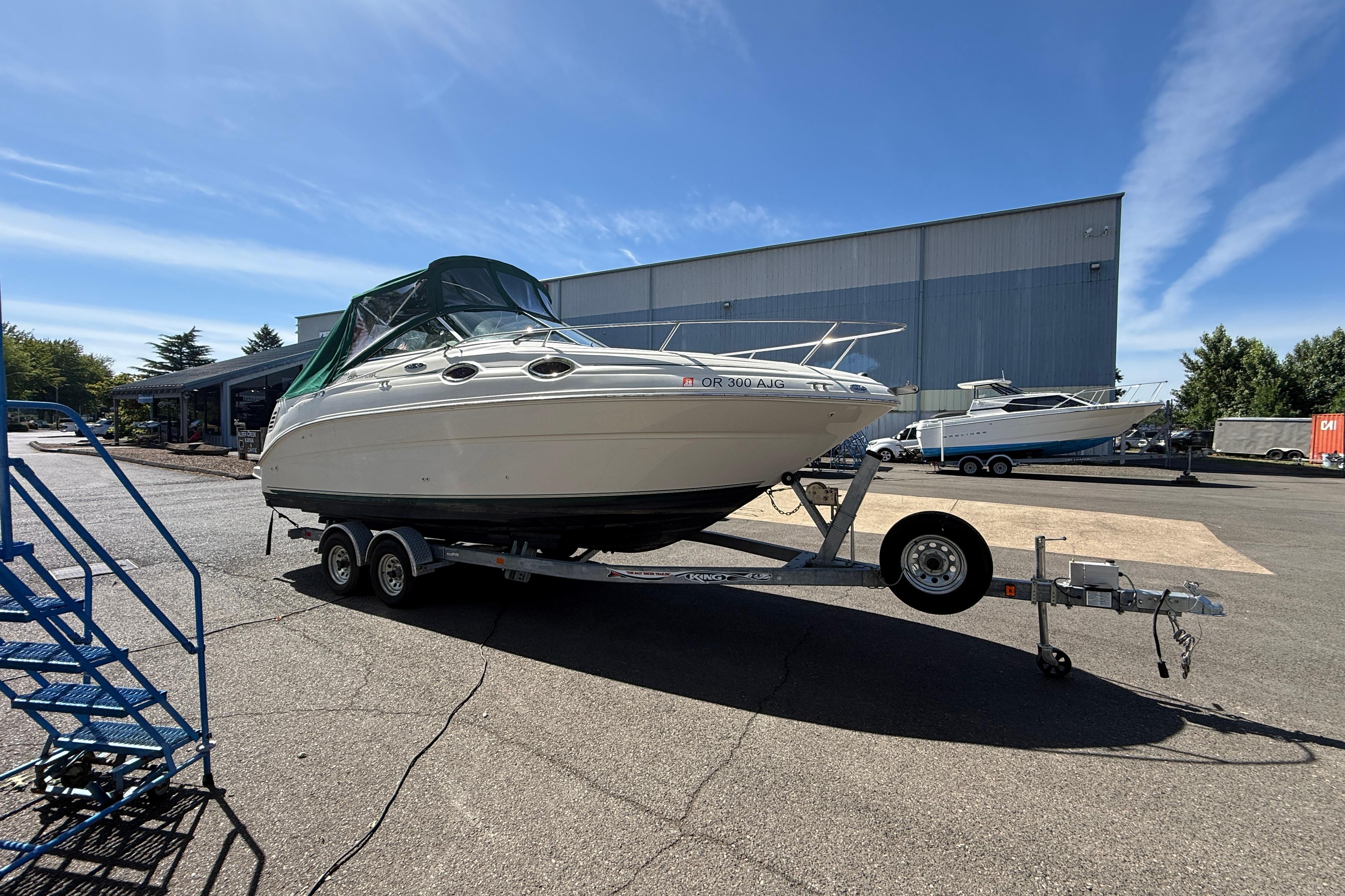 2004 Sea Ray 240 Sundancer