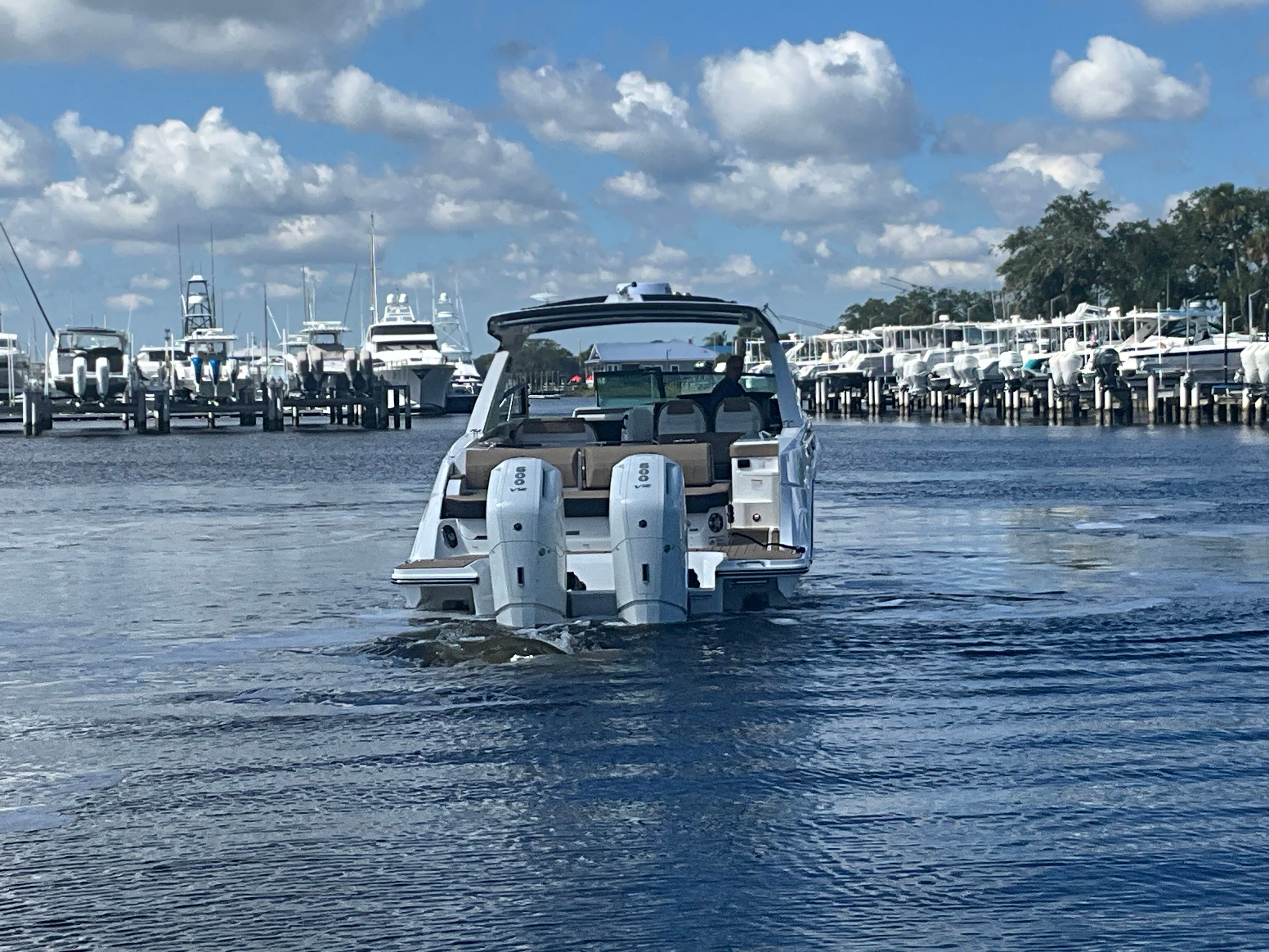 2026 Sea Ray SLX 400 Outboard - 24