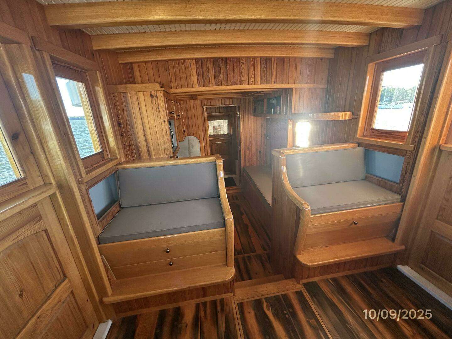 1938 Custom Chesapeake Bay Buyboat - Image 25