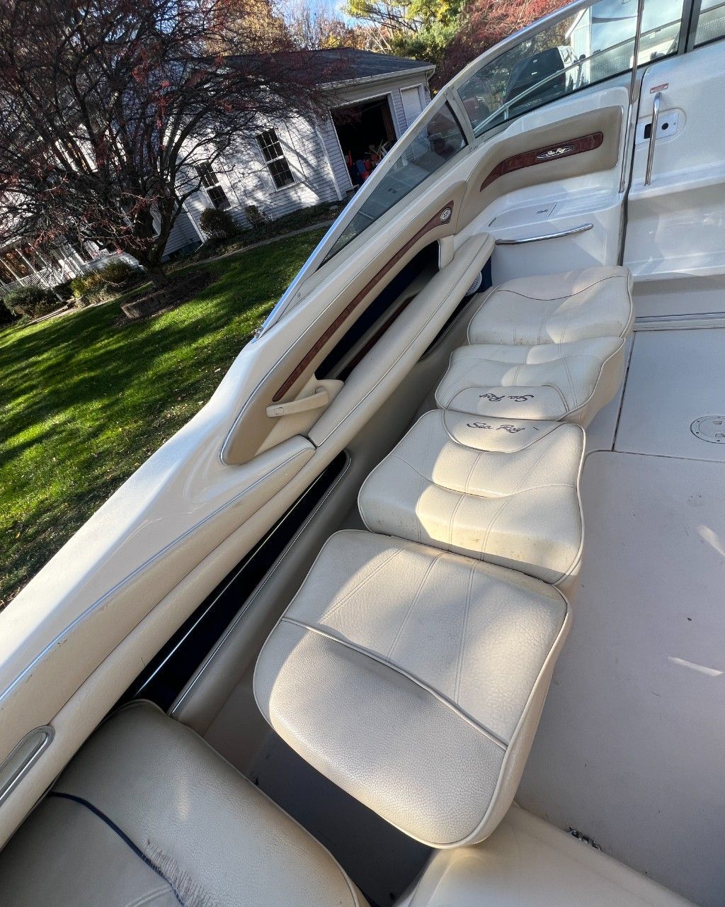 1999 Sea Ray 230 Overnighter - 87