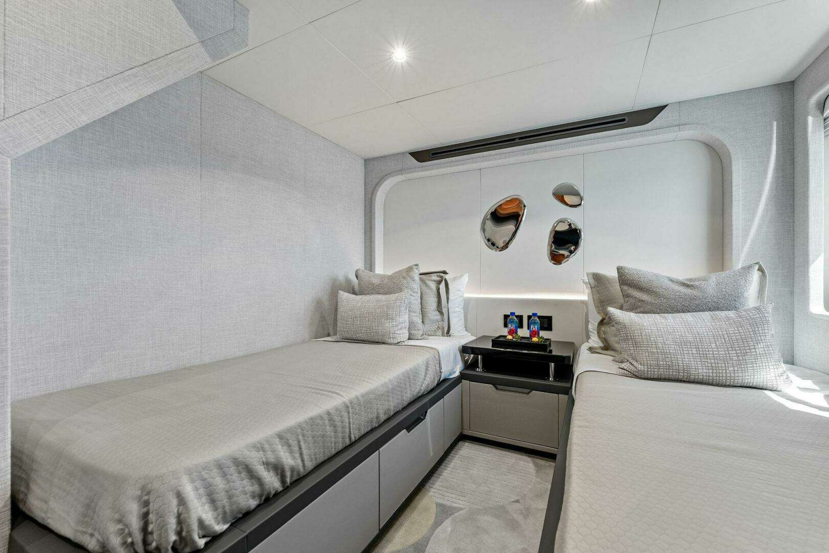 2024 Aquitalia Yachts Flybridge - Image 45
