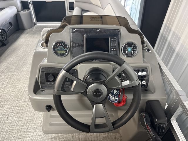 2026 Tahoe Sport 85 Rear Fish 23 - 12