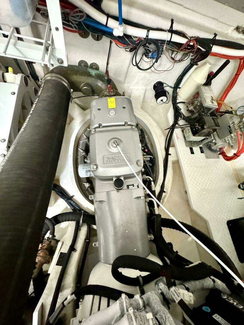 2020 Cruisers Yachts 50 Cantius - Image 61