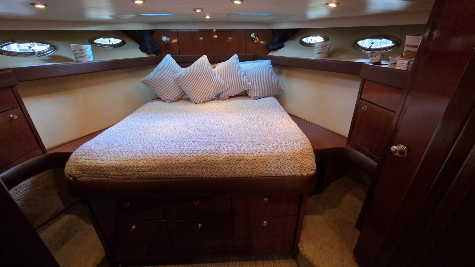 2008 Meridian 490 Pilothouse - Image 48