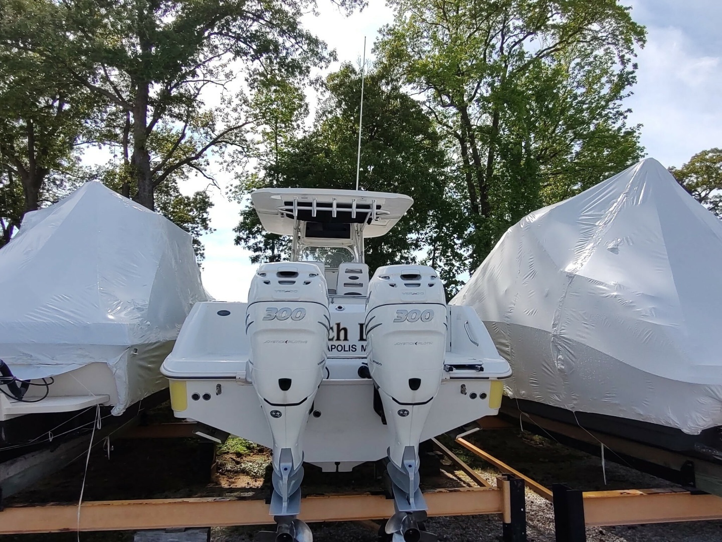 2006 Boston Whaler 320 Outrage - Image 12