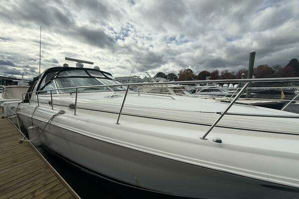 2001 Sea Ray 410 Sundancer