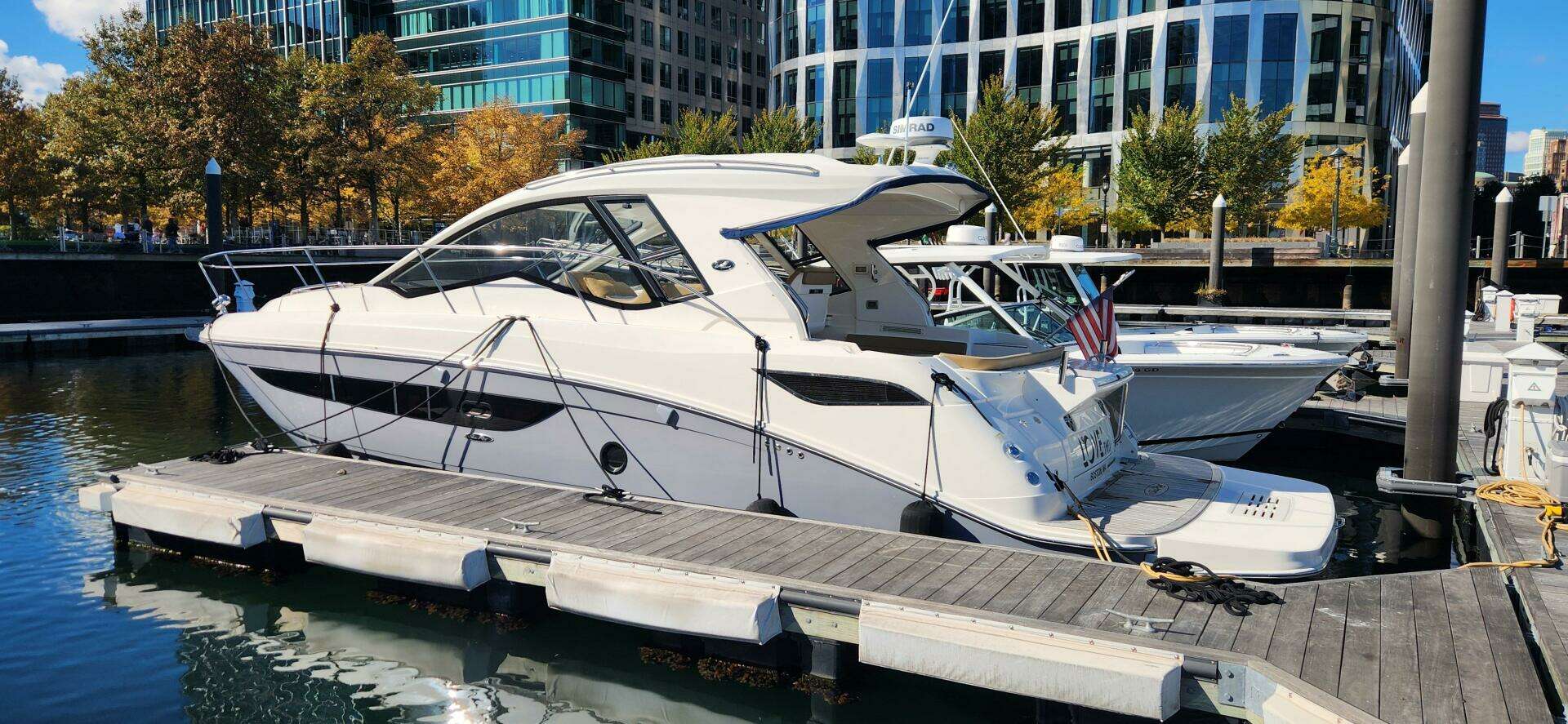 2019 Sea Ray Coupe - Image 2