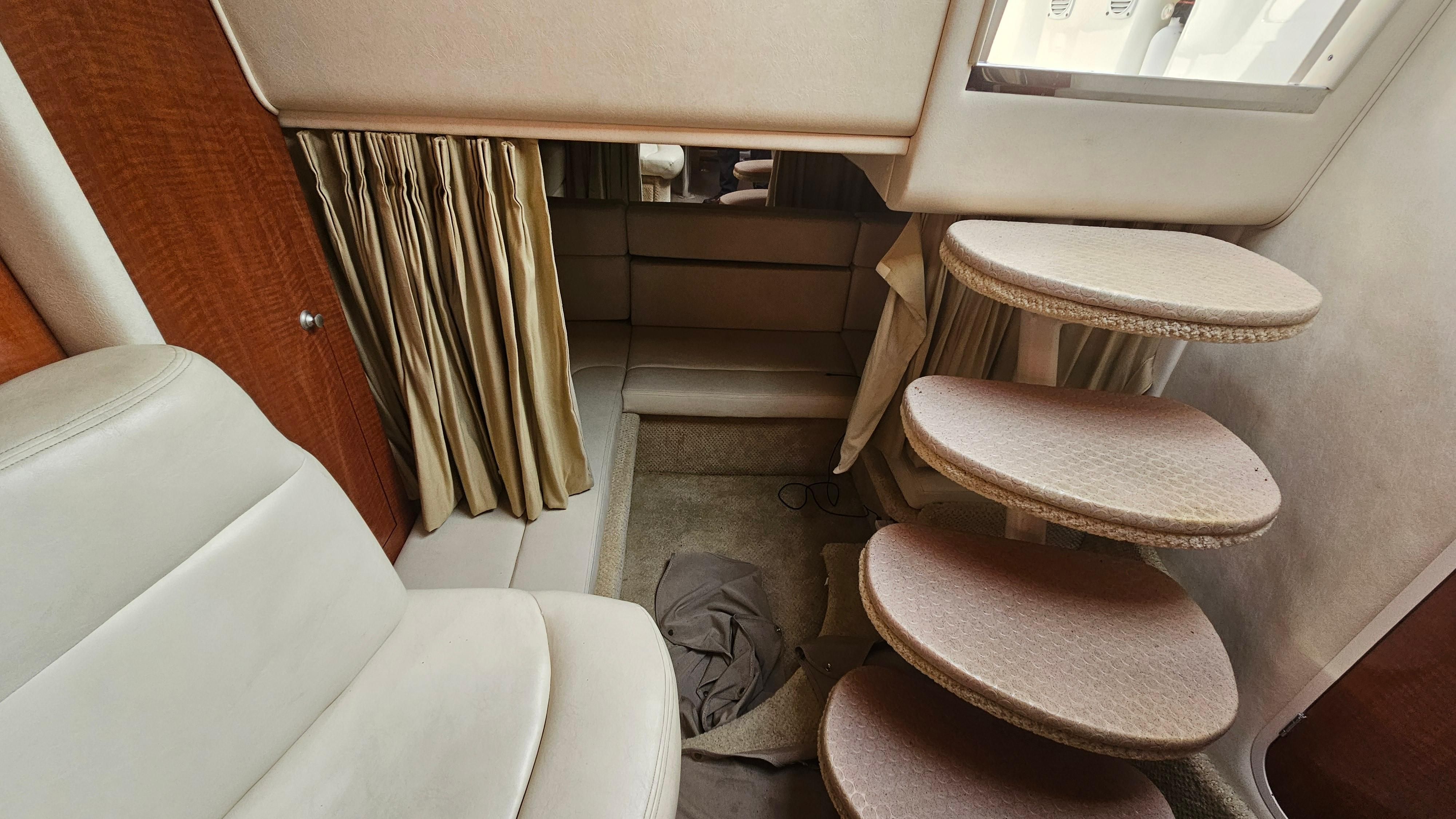 2005 Sea Ray Sundancer 320 - 22