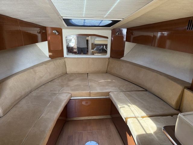 2010 Sea Ray Sundancer 310 - 11