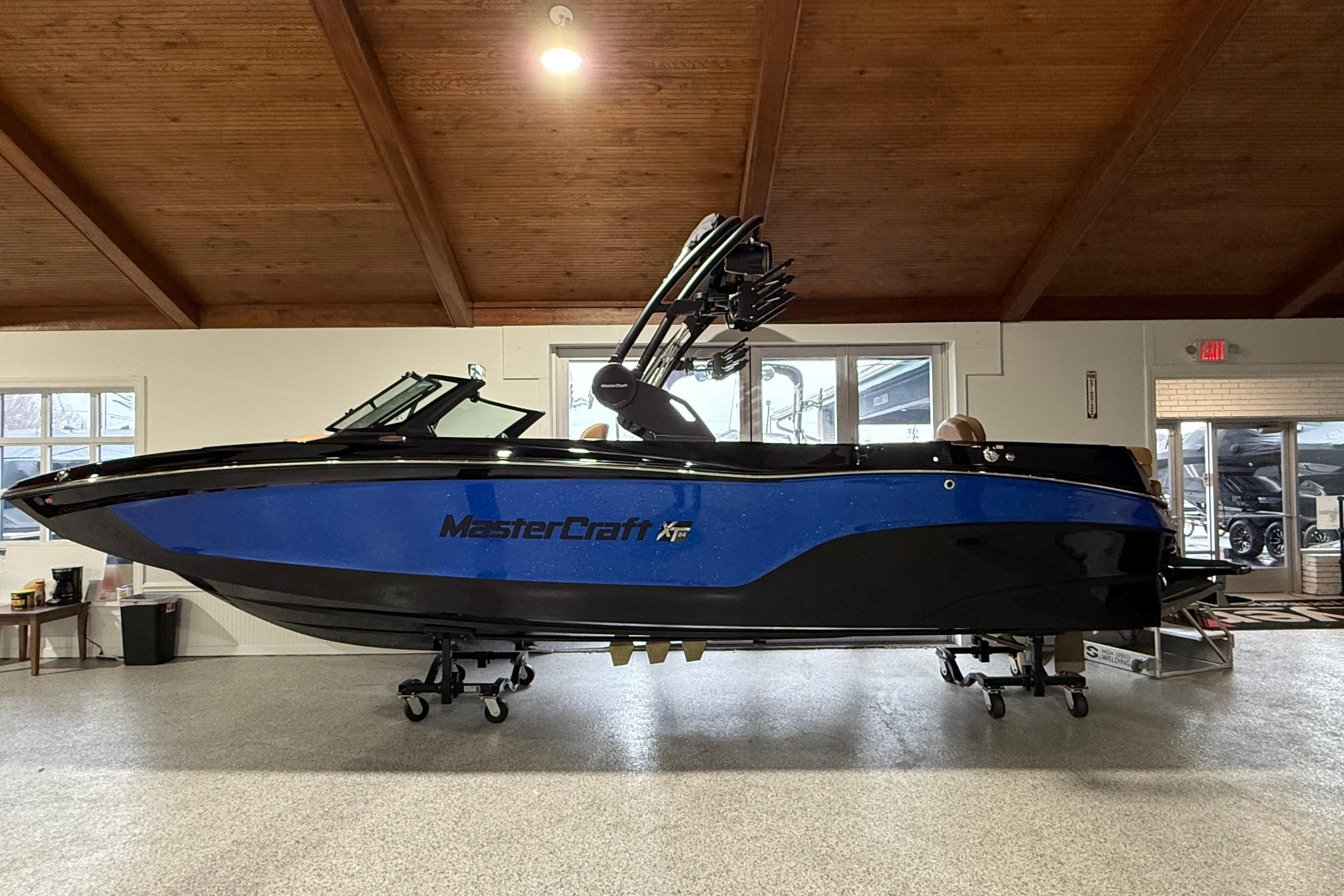 2026 MasterCraft XT24