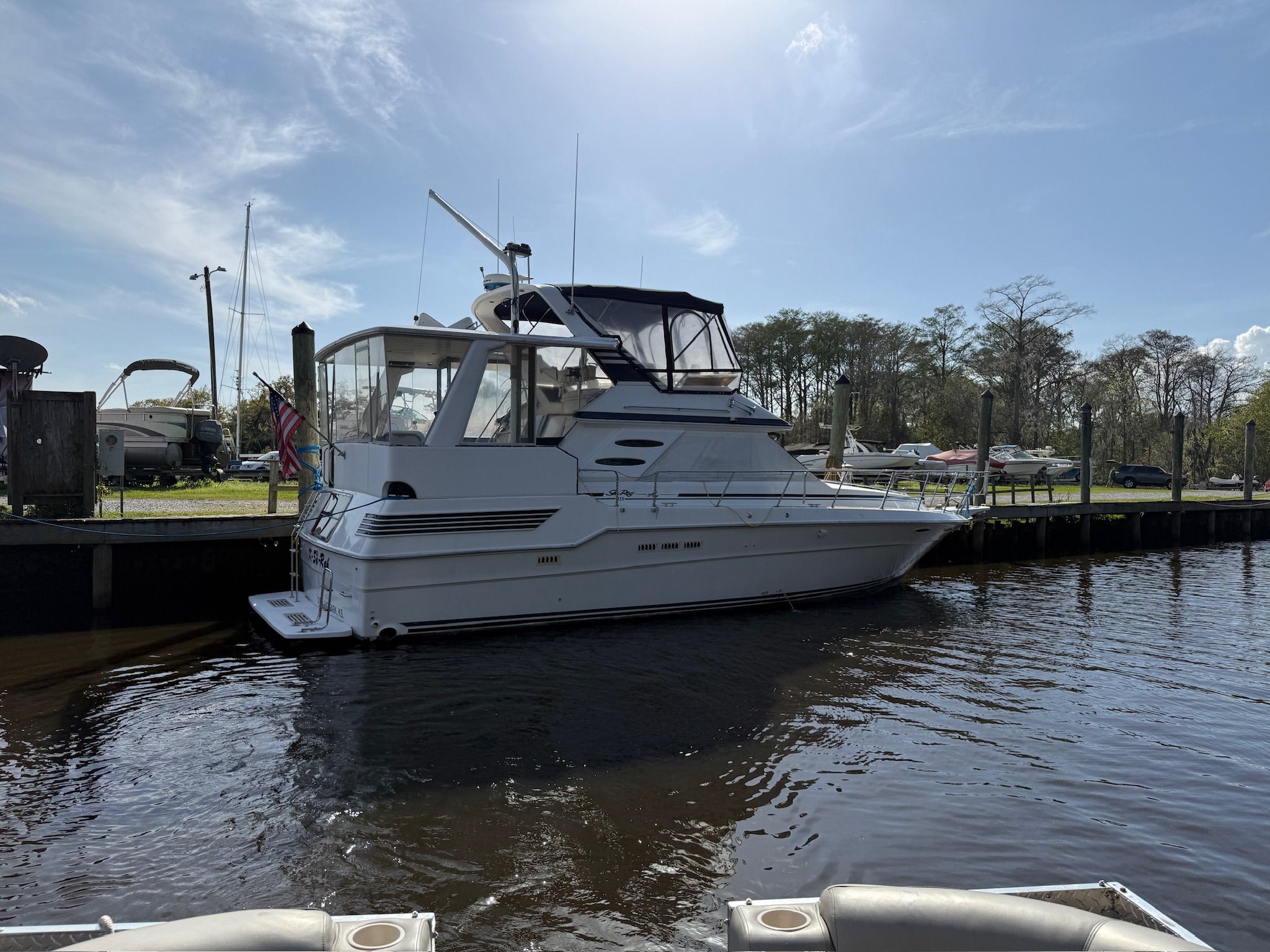 1988 Sea Ray 415 Aft Cabin