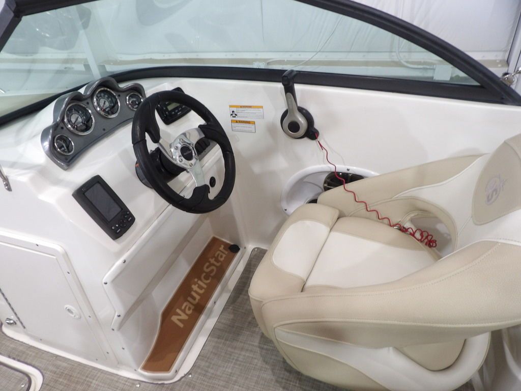 2018 NauticStar 203DC - 19