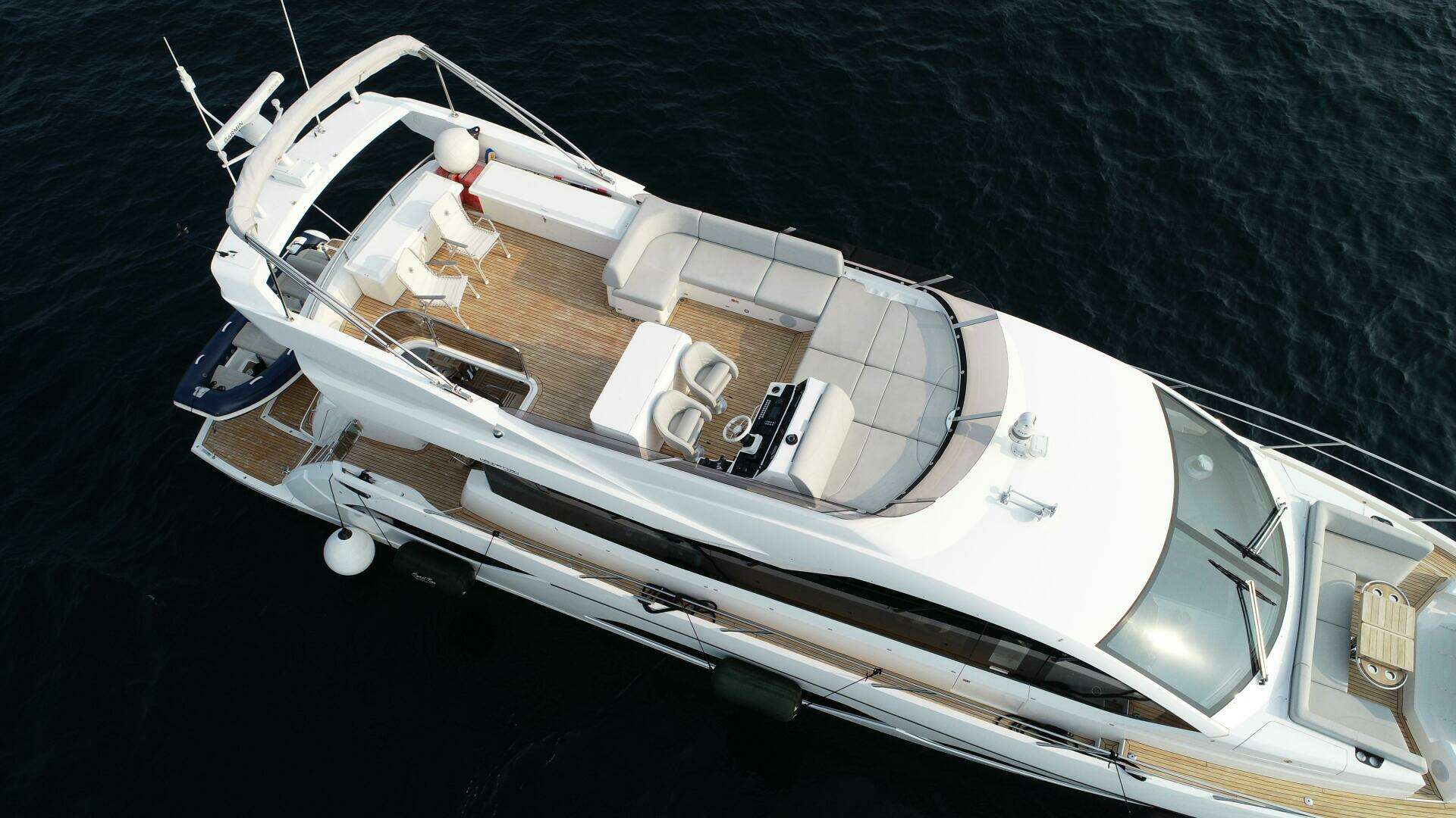 2023 Sunseeker 68 Manhattan - Image 45