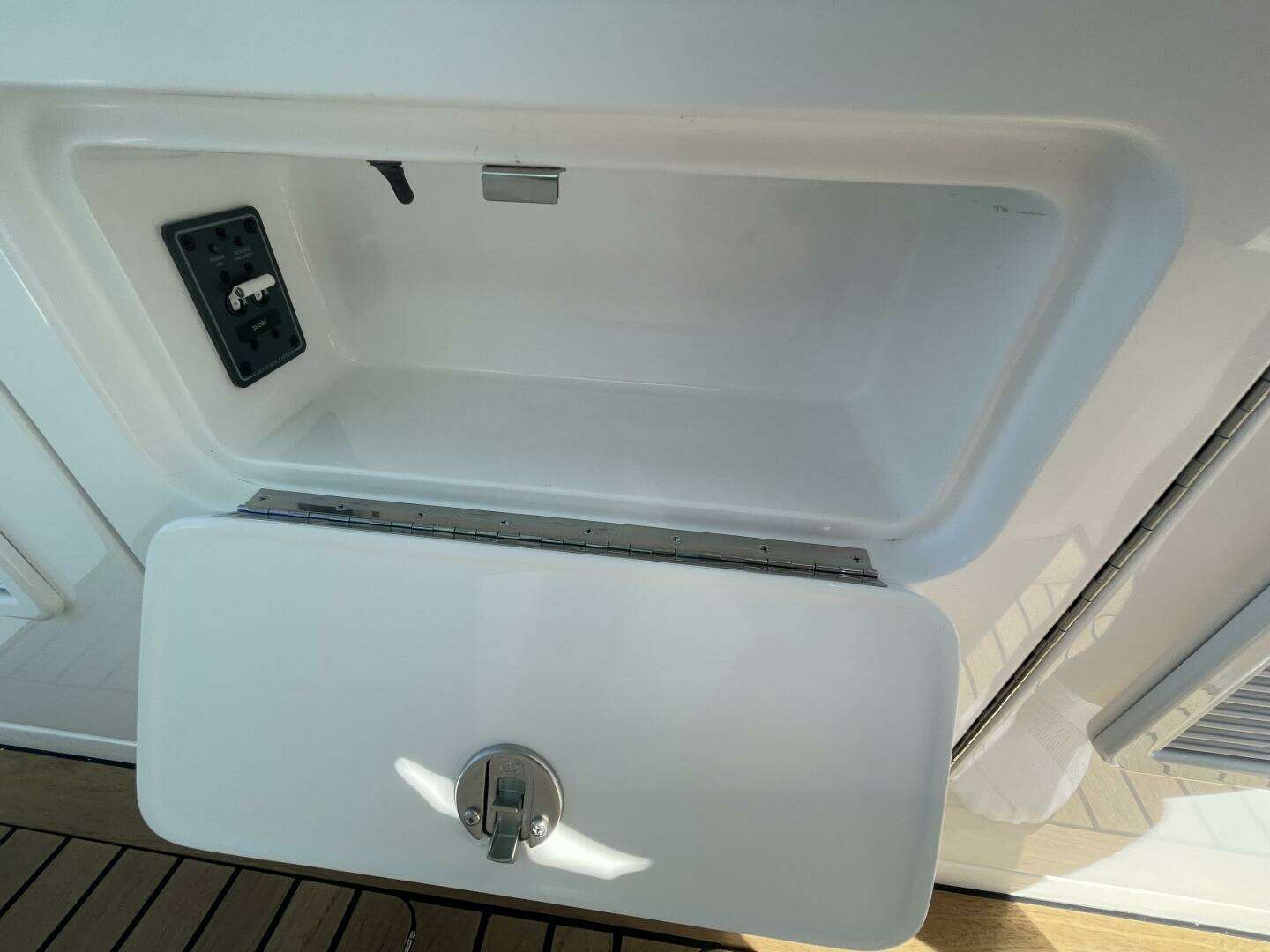 2026 Mag Bay 43 Center Console - Image 52