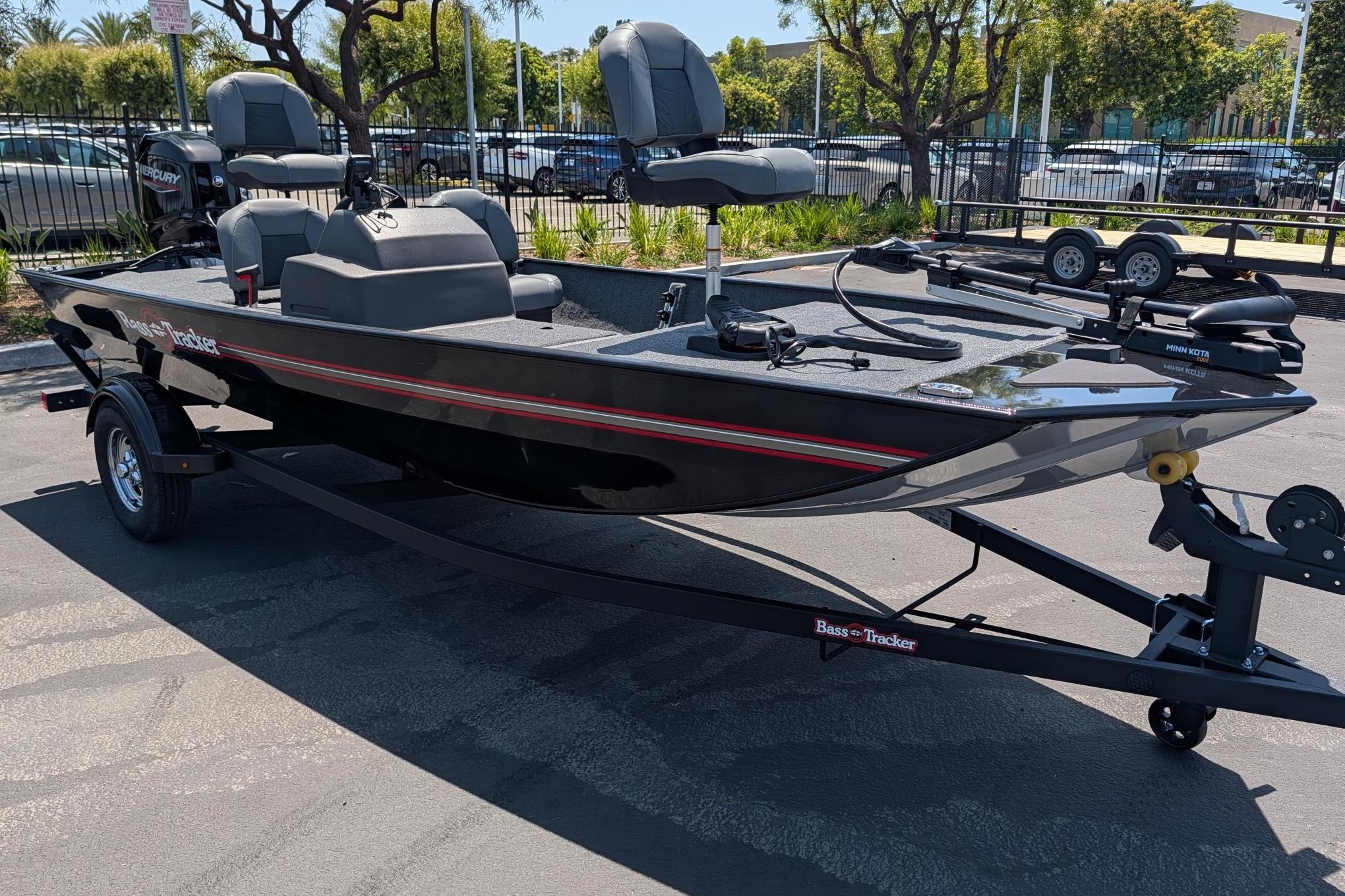 2026 Tracker Bass Tracker Classic XL