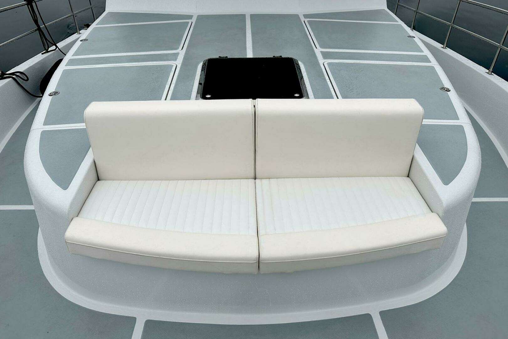 2026 Helmsman Trawlers 46 Pilothouse - Image 9