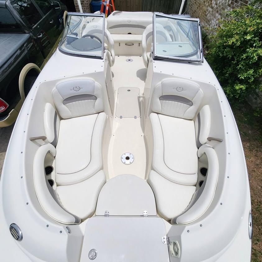 2011 Stingray 235 LR - 4