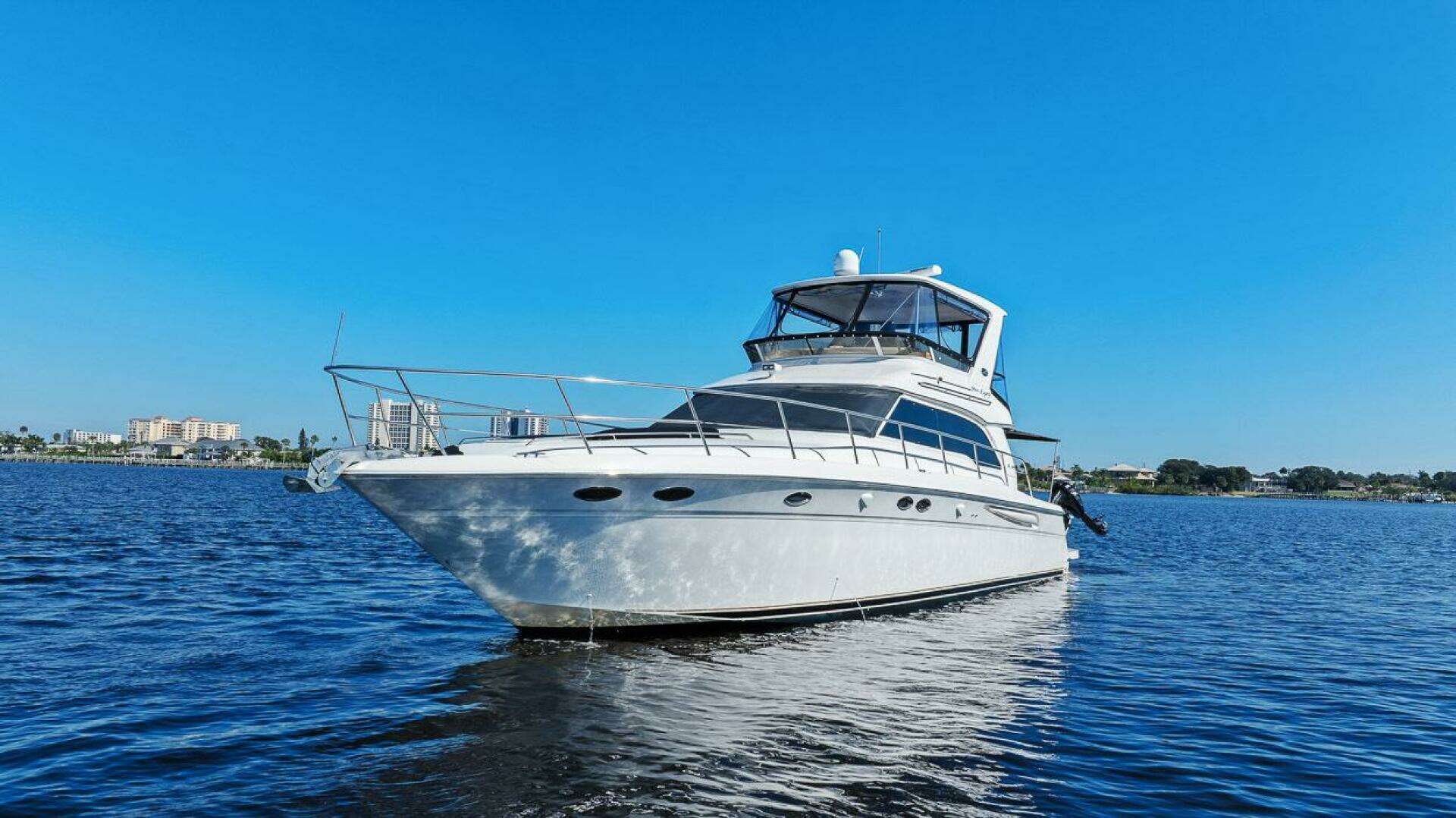 1998 Sea Ray 480 Sedan Bridge - Image 31