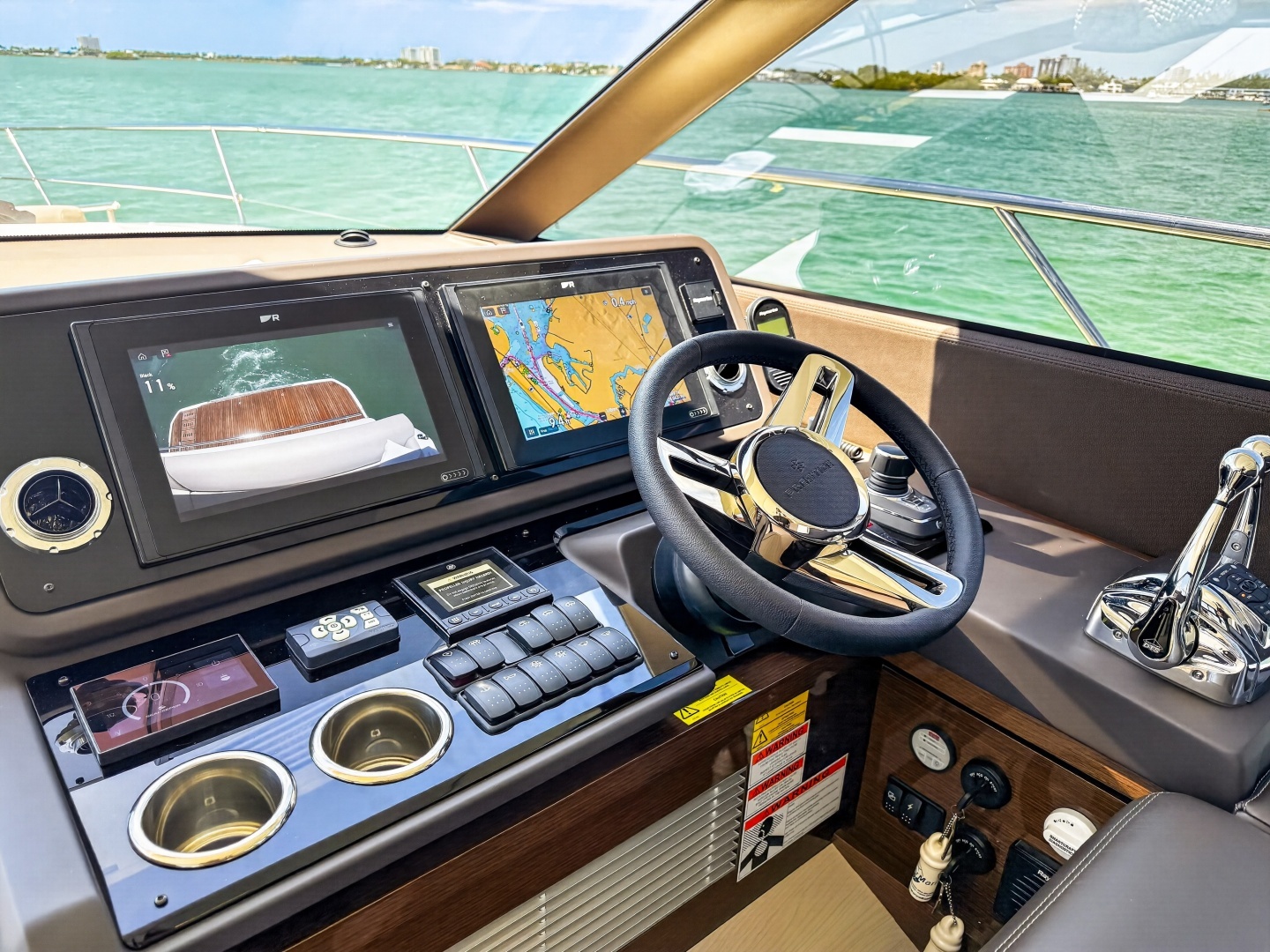 2023 Prestige 590 - Image 70