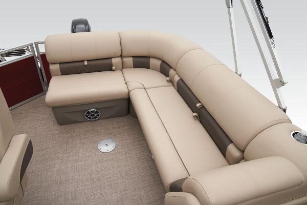 2025 Sun Tracker Party Barge 20 DLX - 40