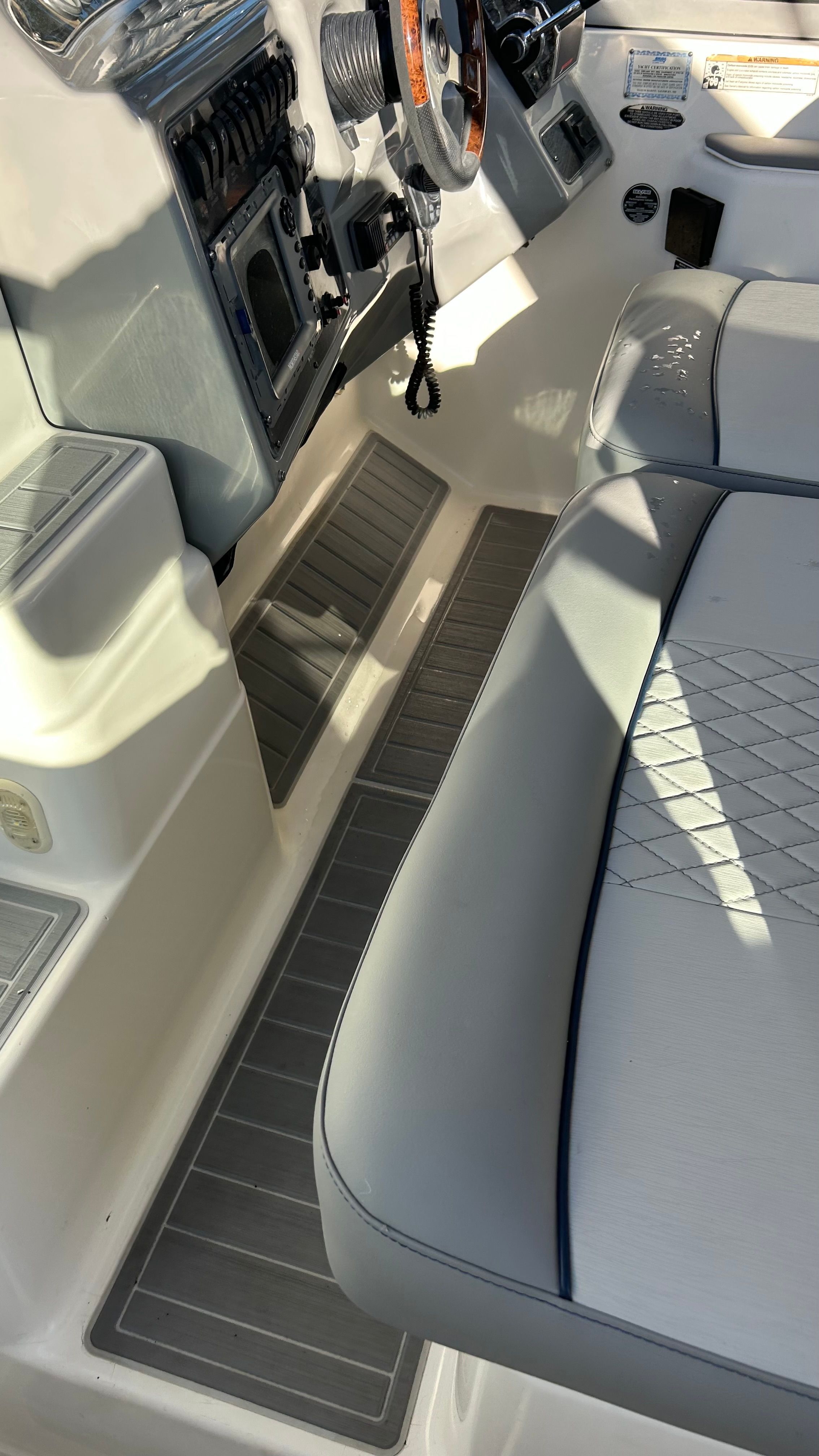 2006 Maxum 3300 SE - 35