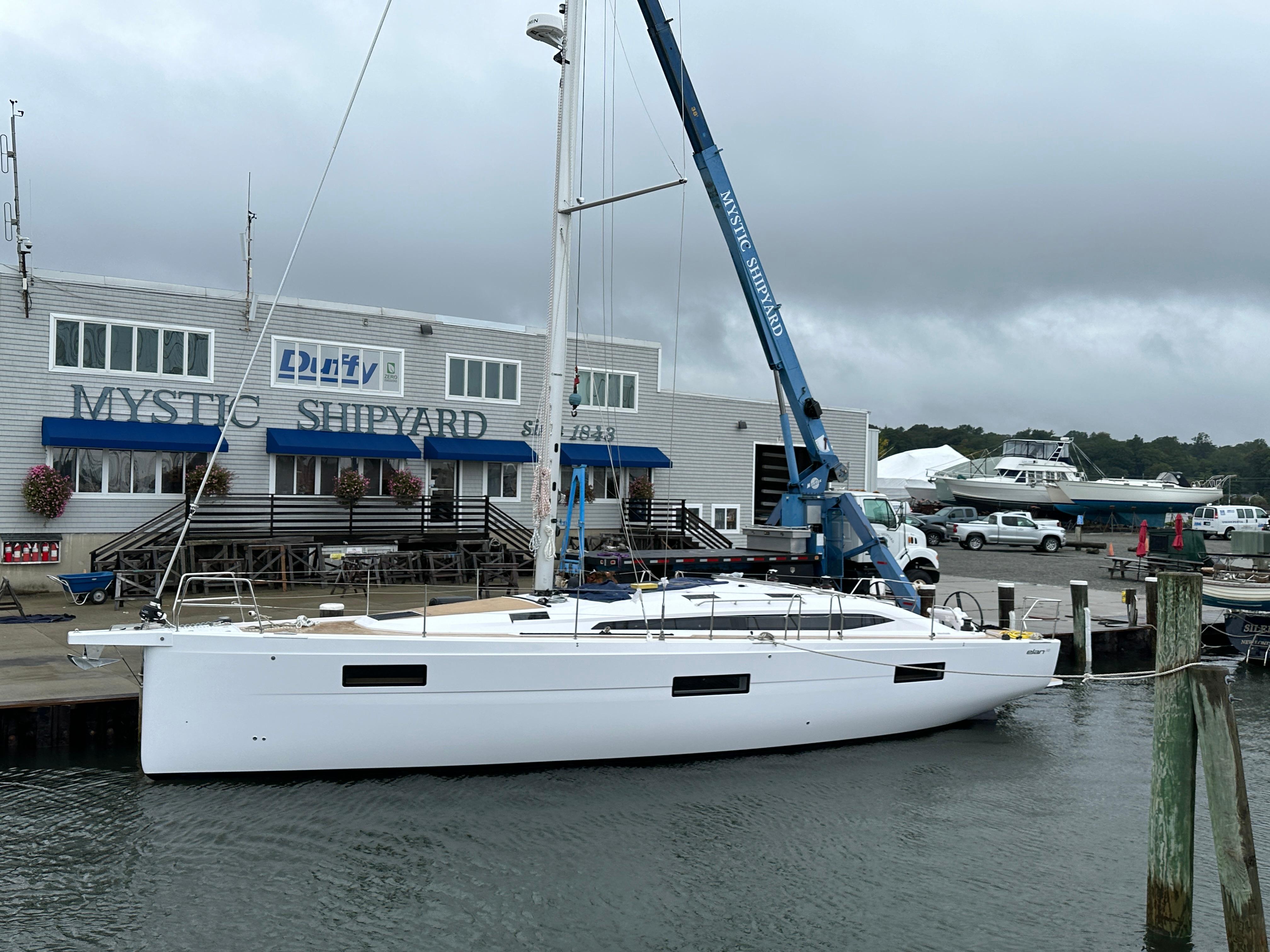 2024 Elan Impression 43