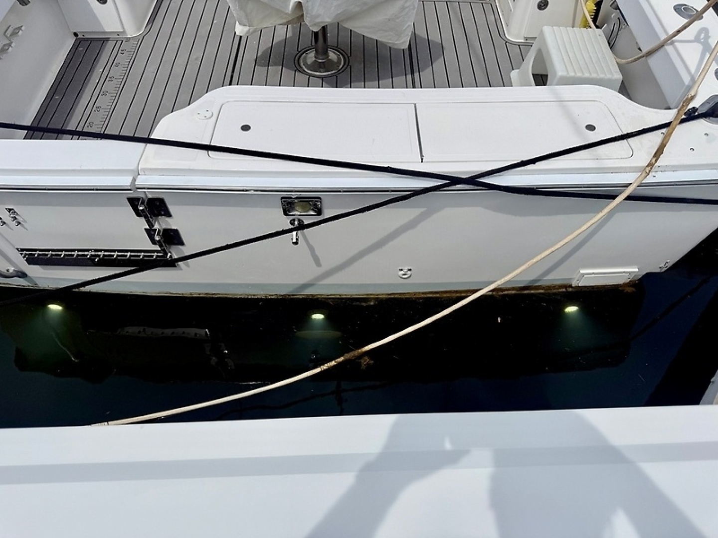 2005 Luhrs 32 Express - Image 43