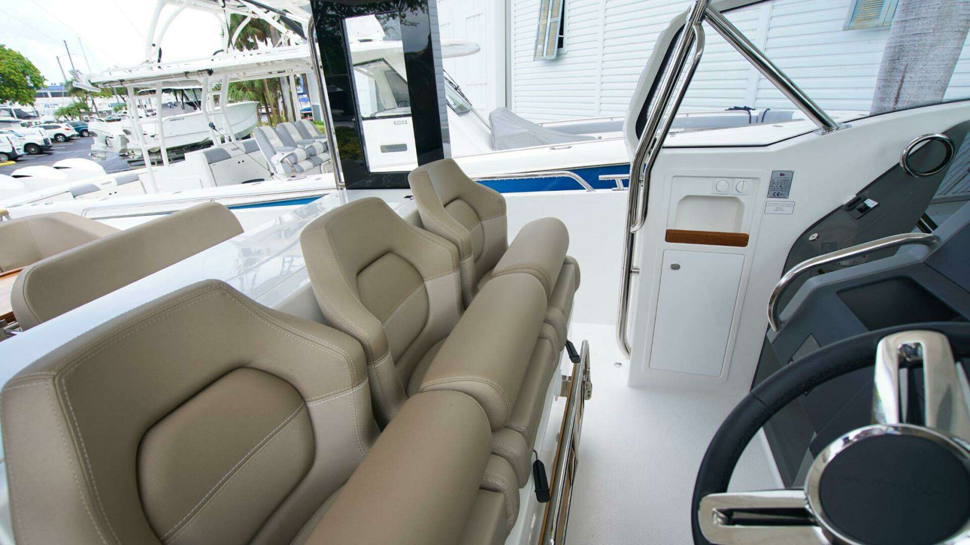 2024 Nimbus Tender 11 - Image 6