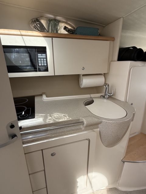 1999 Wellcraft 3000 Martinique - 19