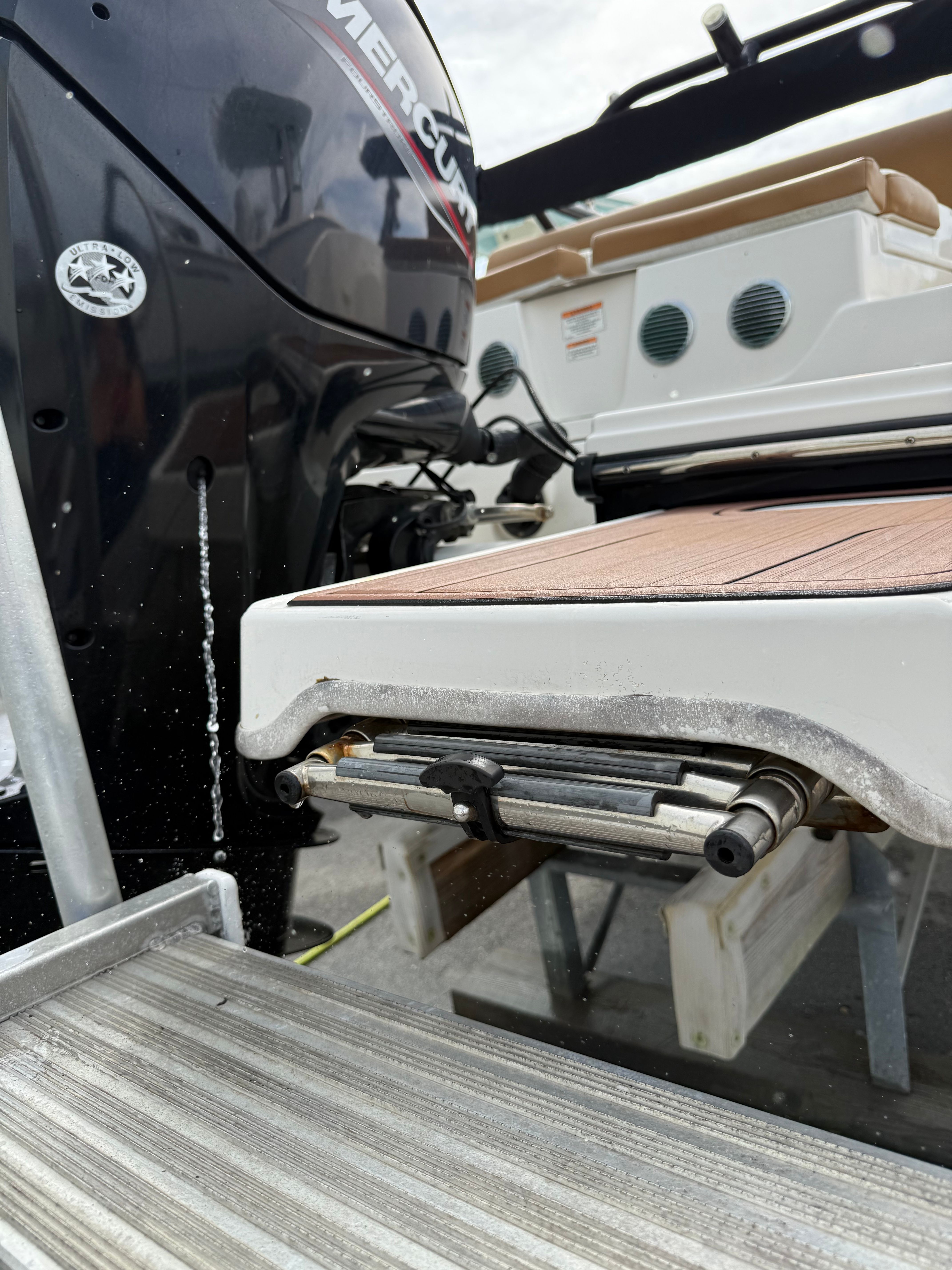 2021 Bayliner DX 2200 - 6