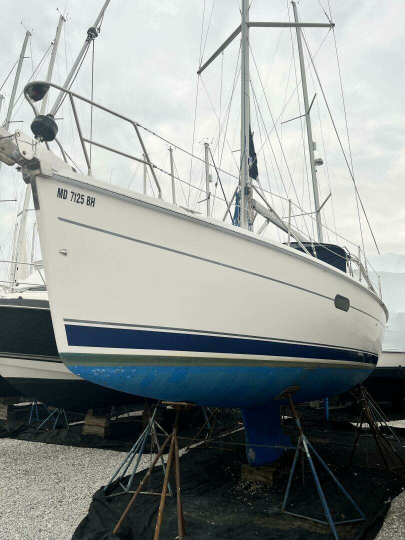 2003 Hunter 356 - Image 4