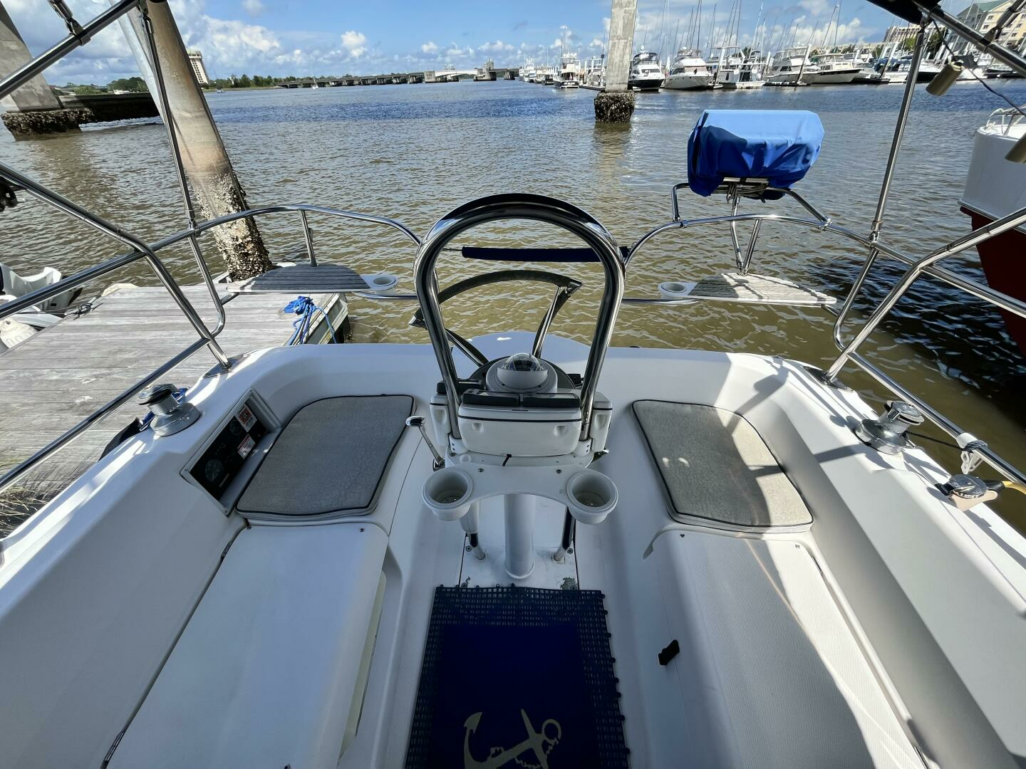 2005 Hunter — - Image 4