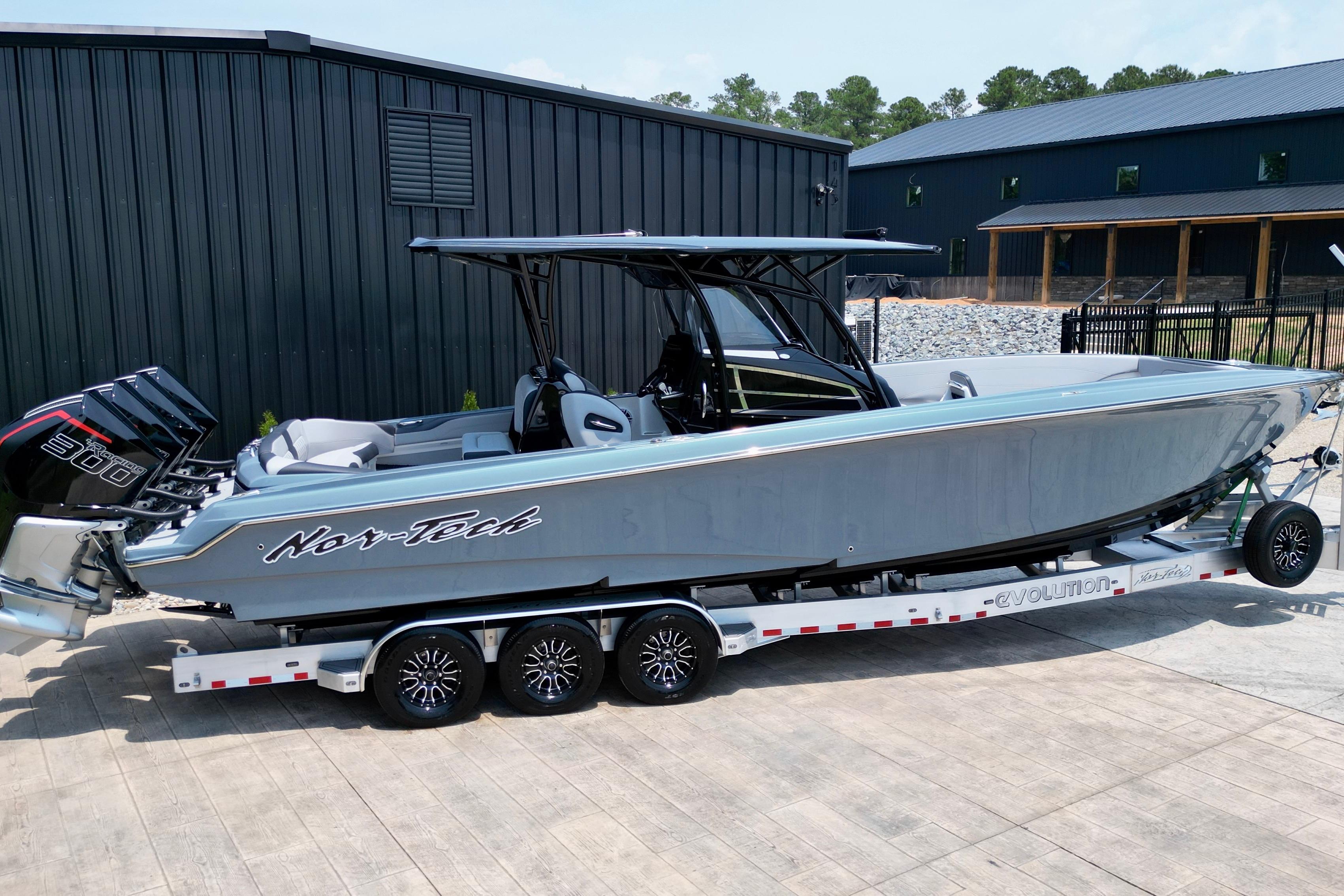 2025 Nor-Tech 340 Sport Center Console