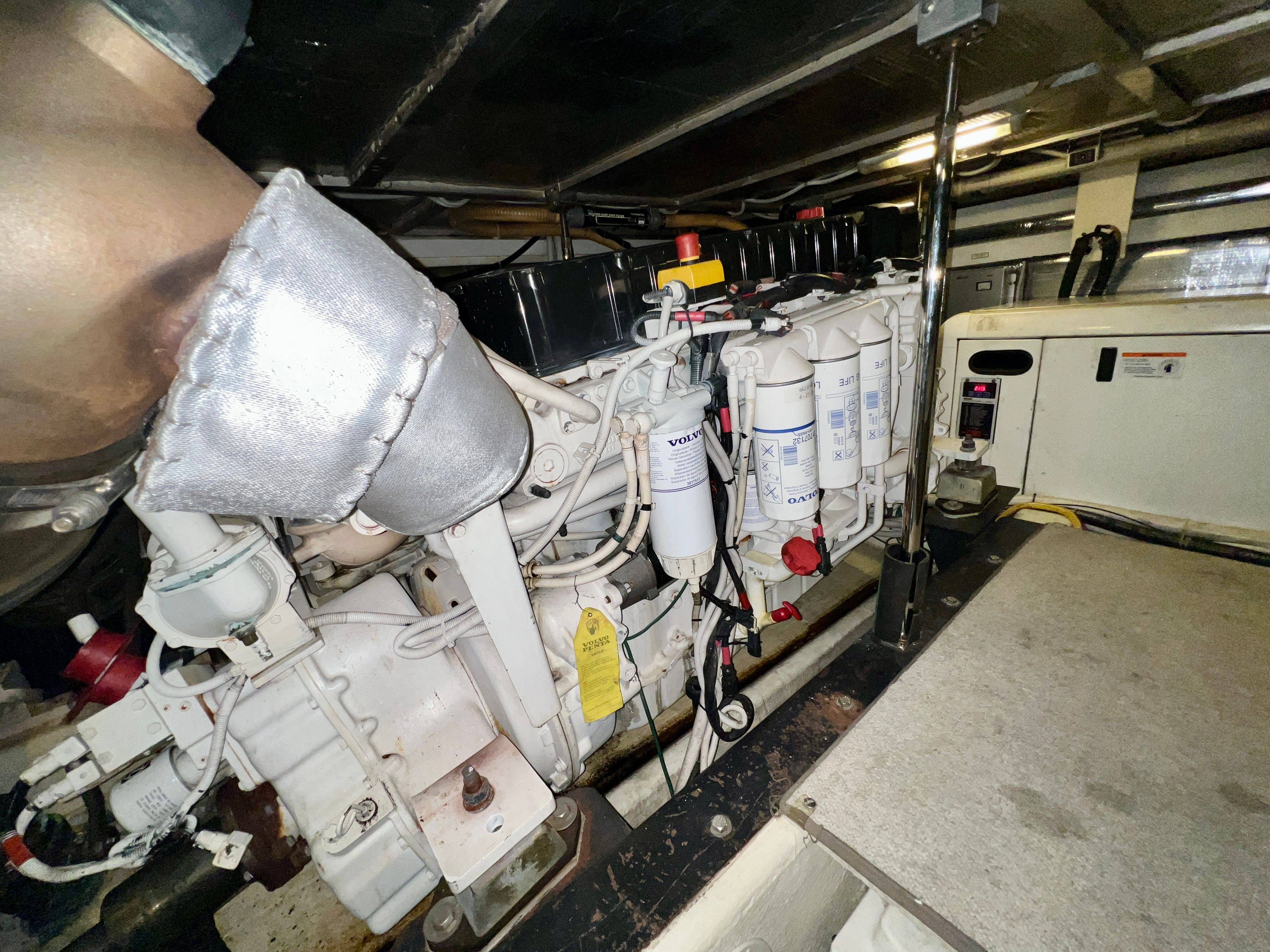 2005 Carver 560 Voyager Sky - 55