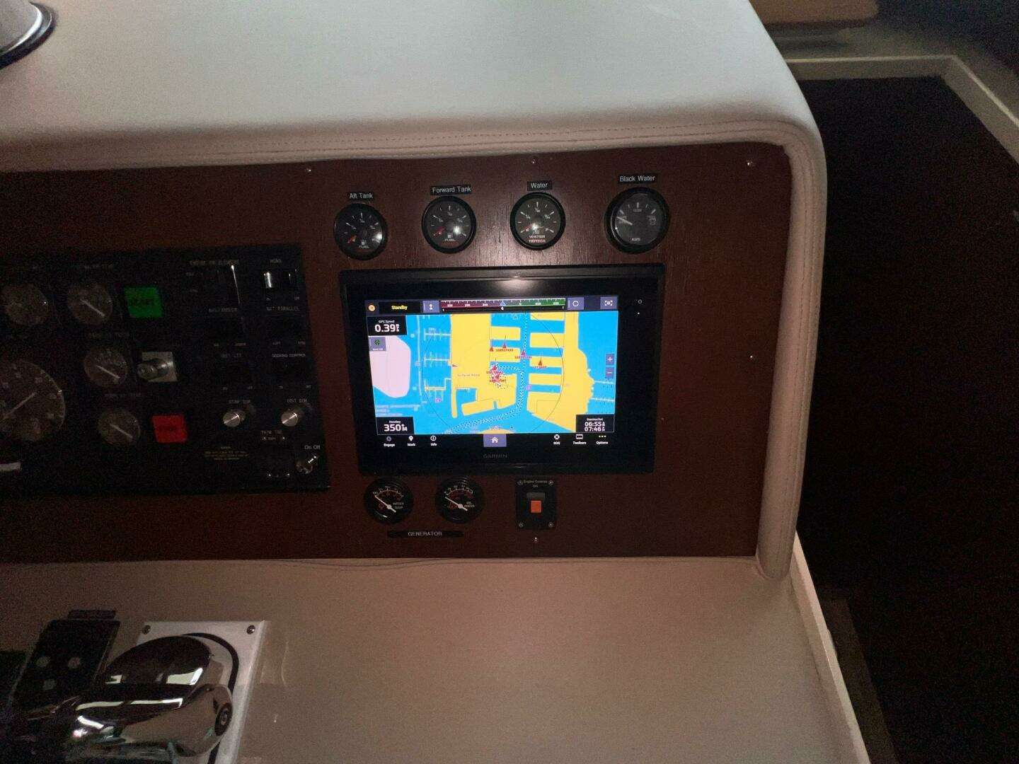 1988 Hatteras Motor Yacht - Image 48