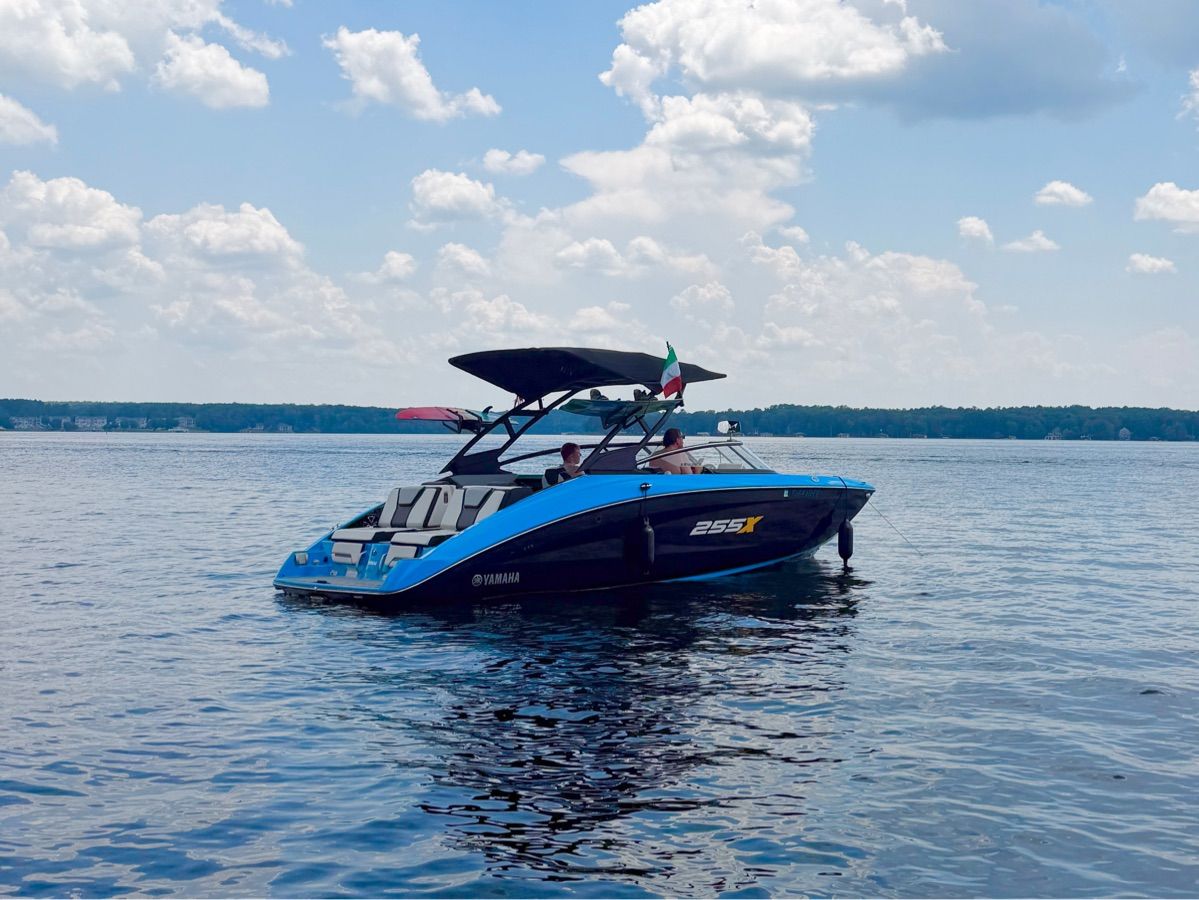 2023 Yamaha Boats 255XE - 12