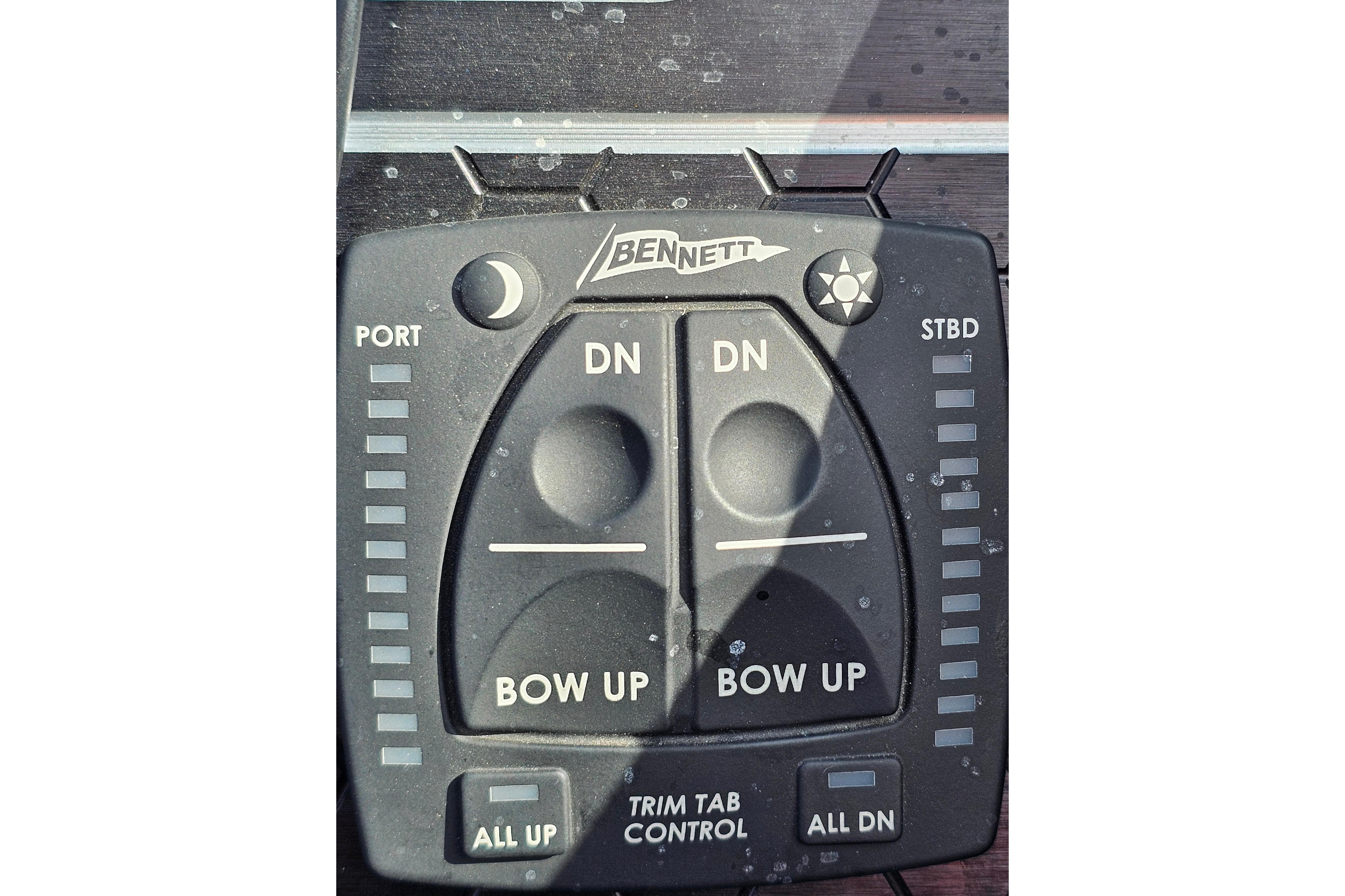 Bennett trim tab control panel on 2023 Skeeter WX2200 boat.