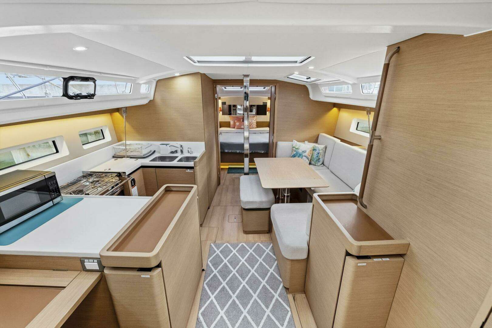 2021 Jeanneau 440 - Image 43