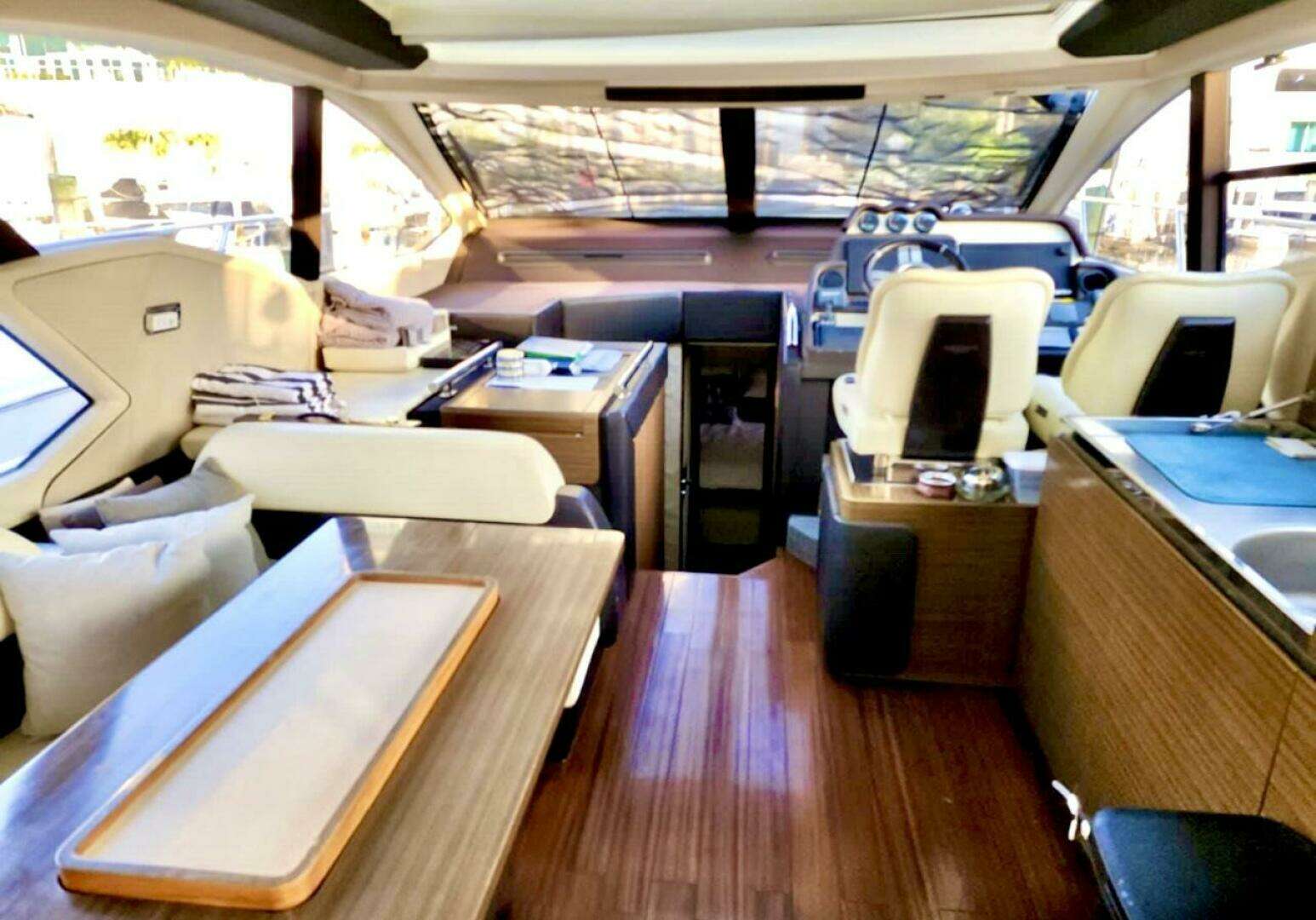 2013 Azimut 55S - Image 2