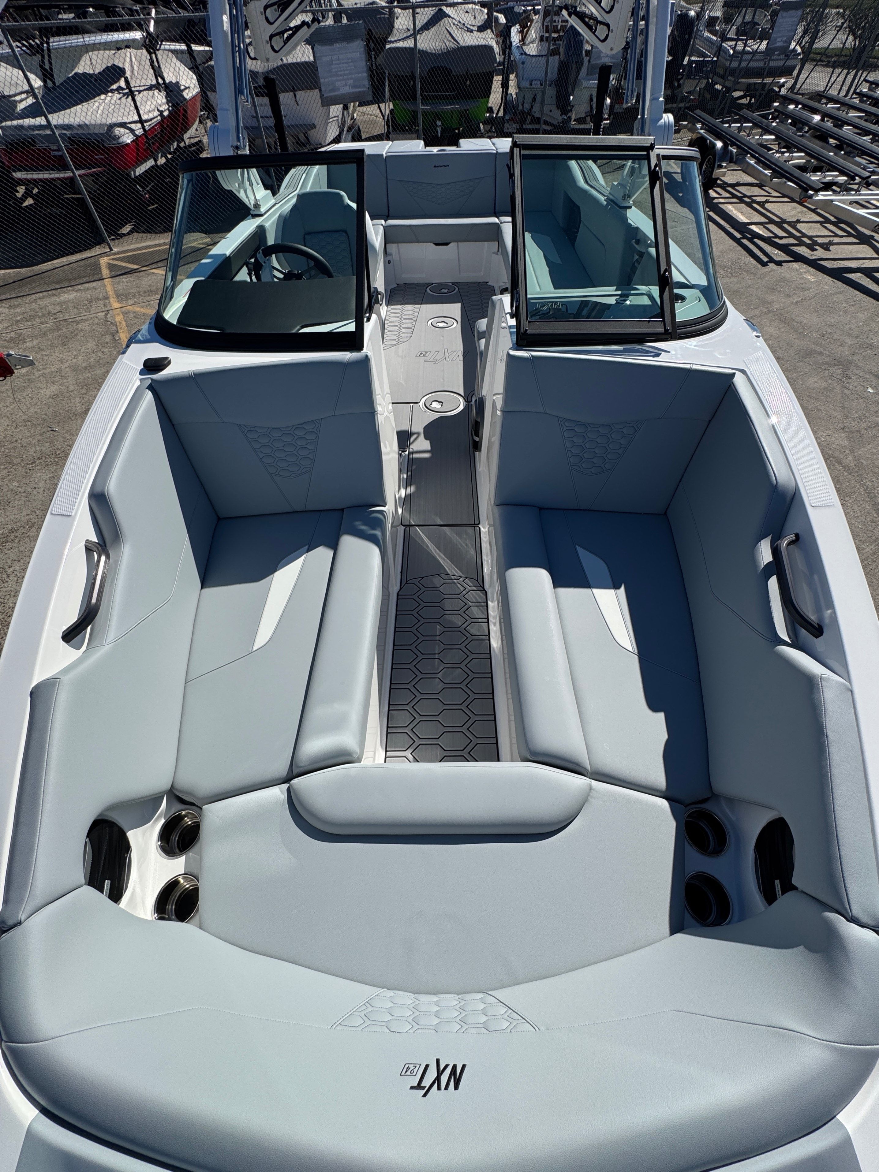 2026 MasterCraft NXT24 - 12