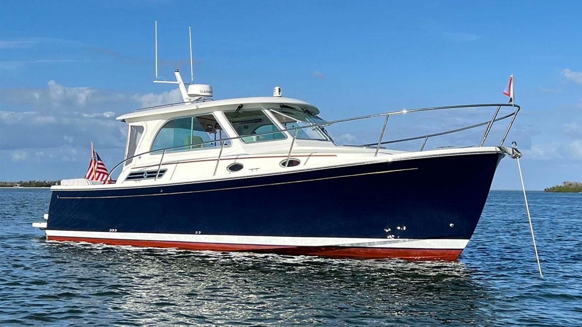 2018 Back Cove 32