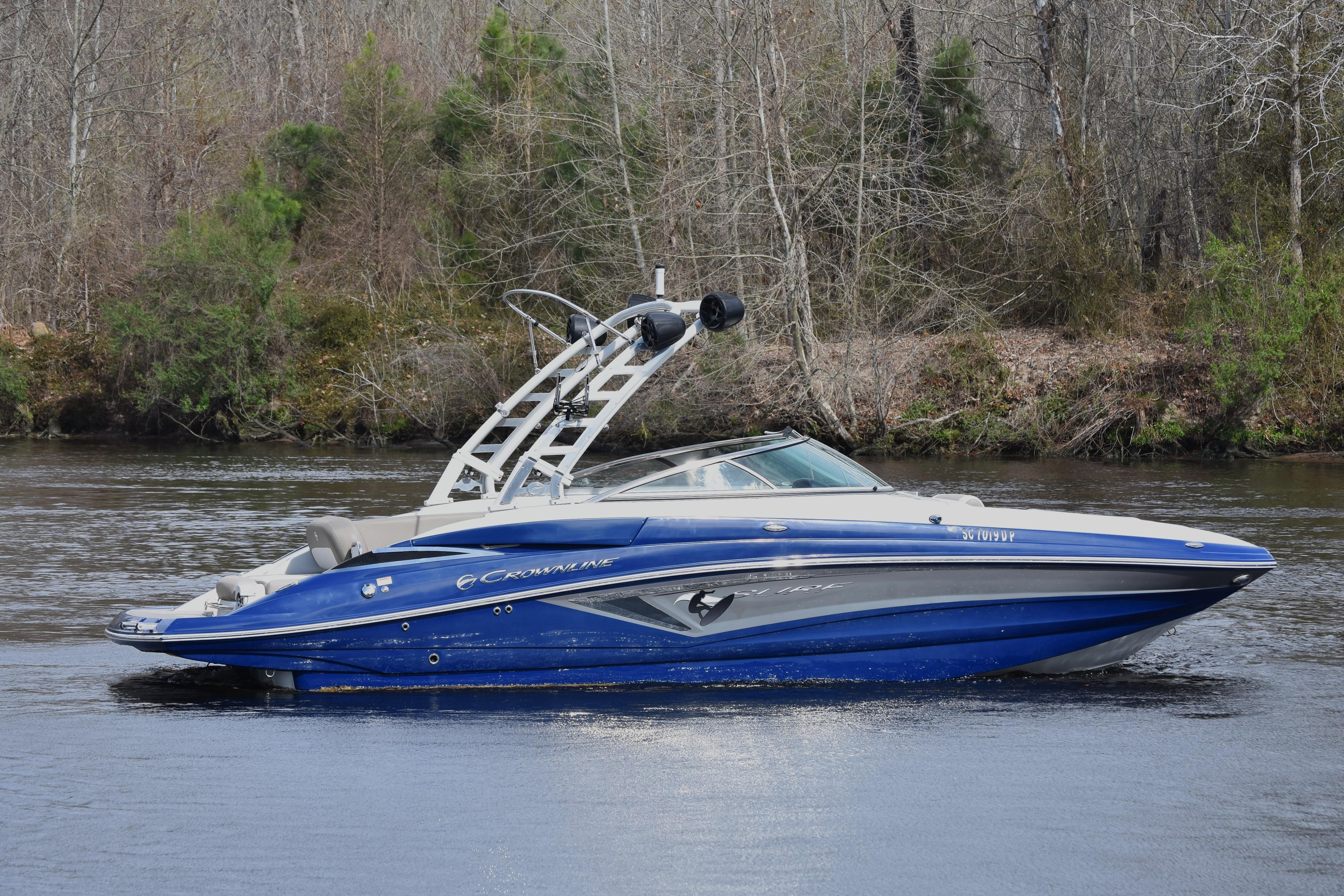 2019 Crownline Eclipse E255 SURF