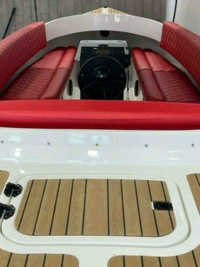 2023 Vision Fantail 217 - Image 4
