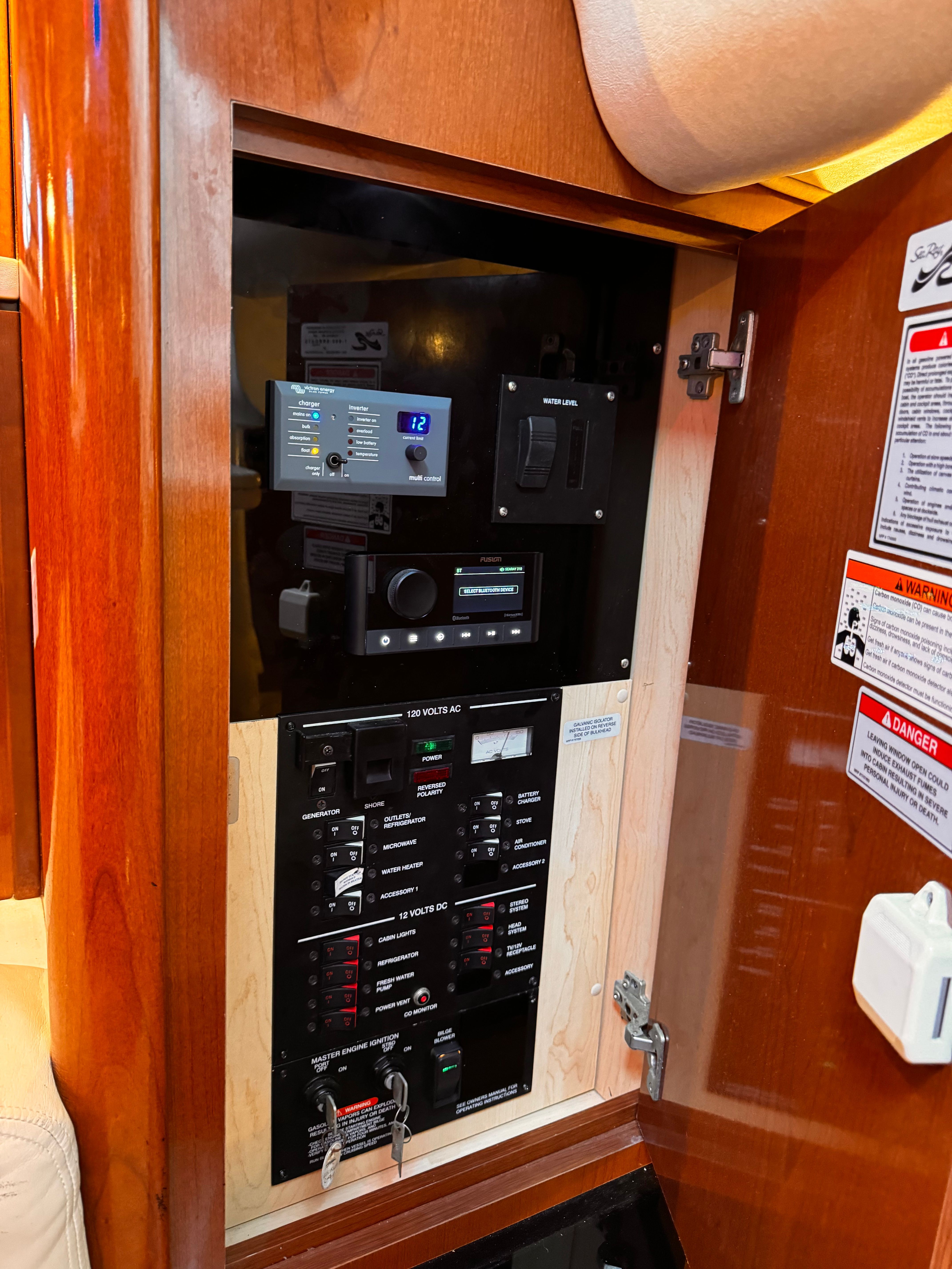 2008 Sea Ray Sundancer 310 - 21