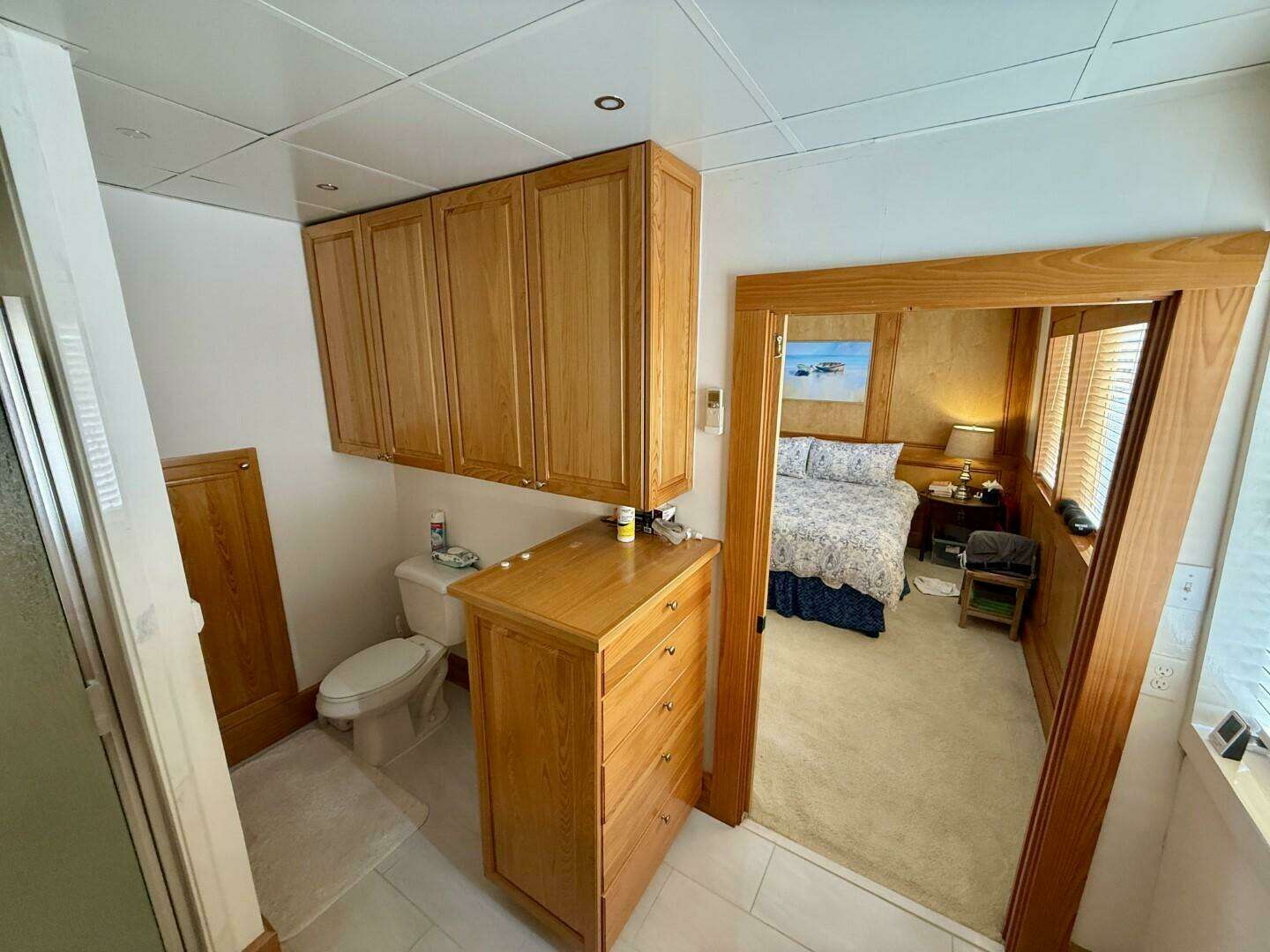 2018 Avenger Luxury Catamaran Coastal Cruiser - Image 25