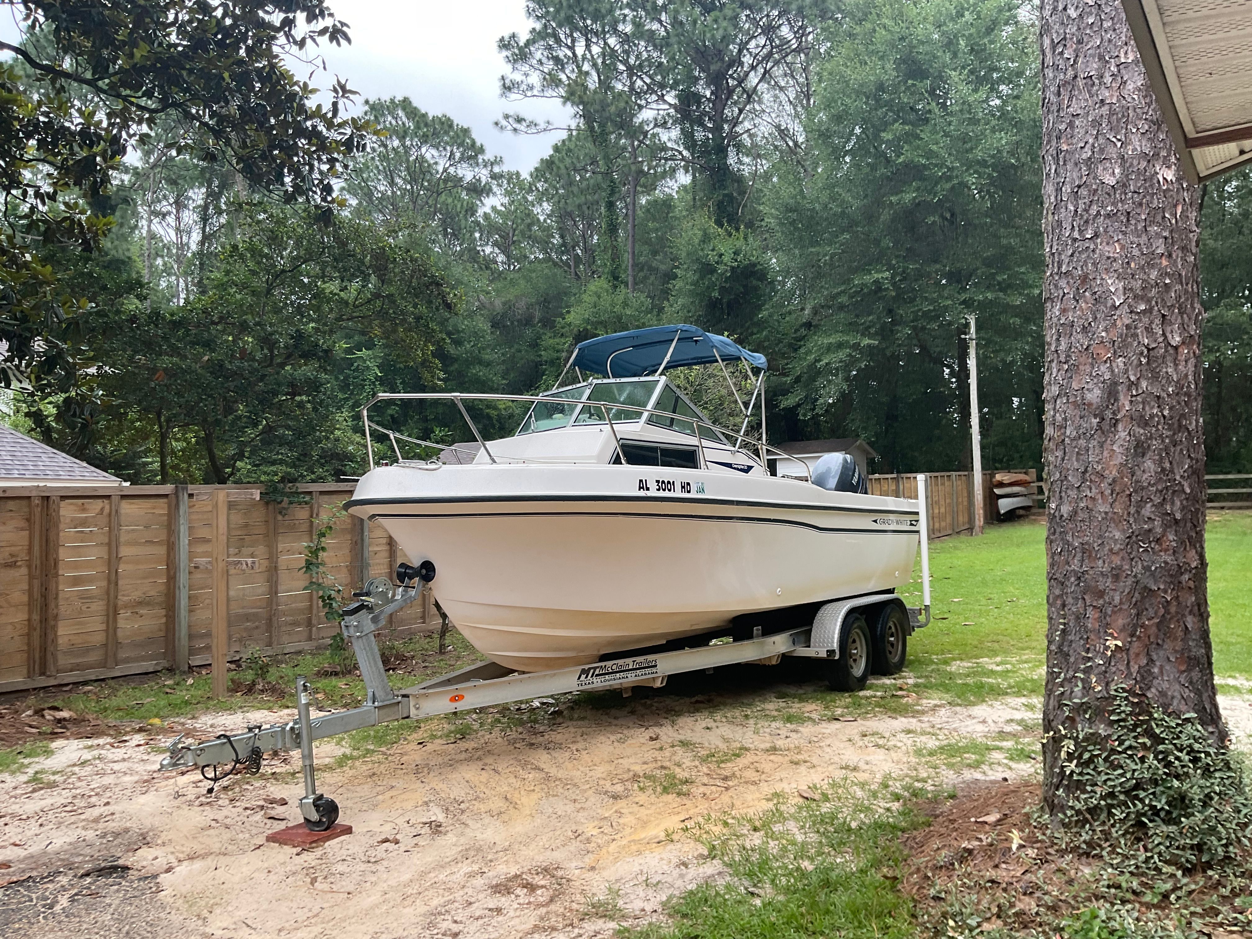 1988 Grady-White Overnighter