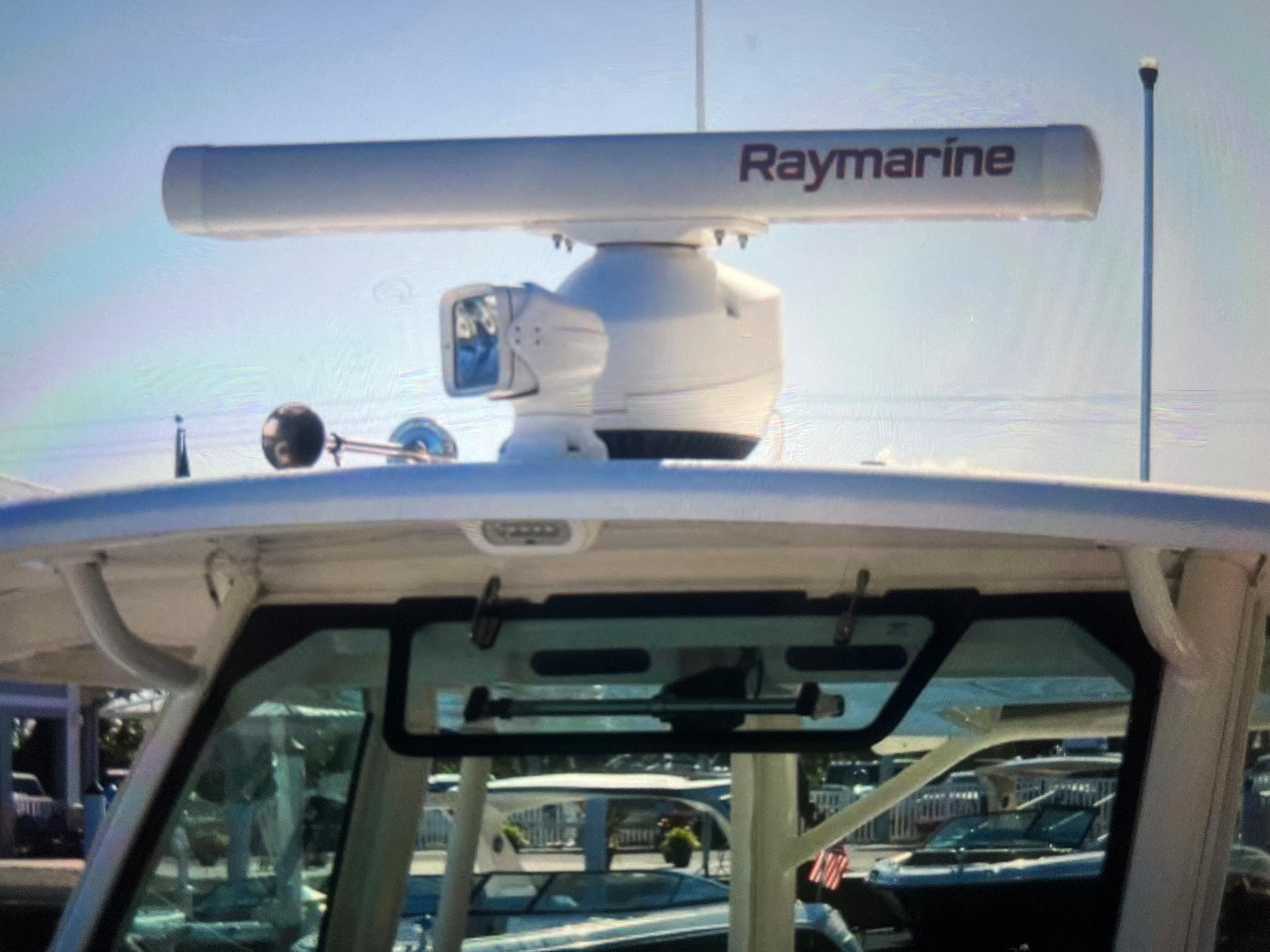 Radar With AIS