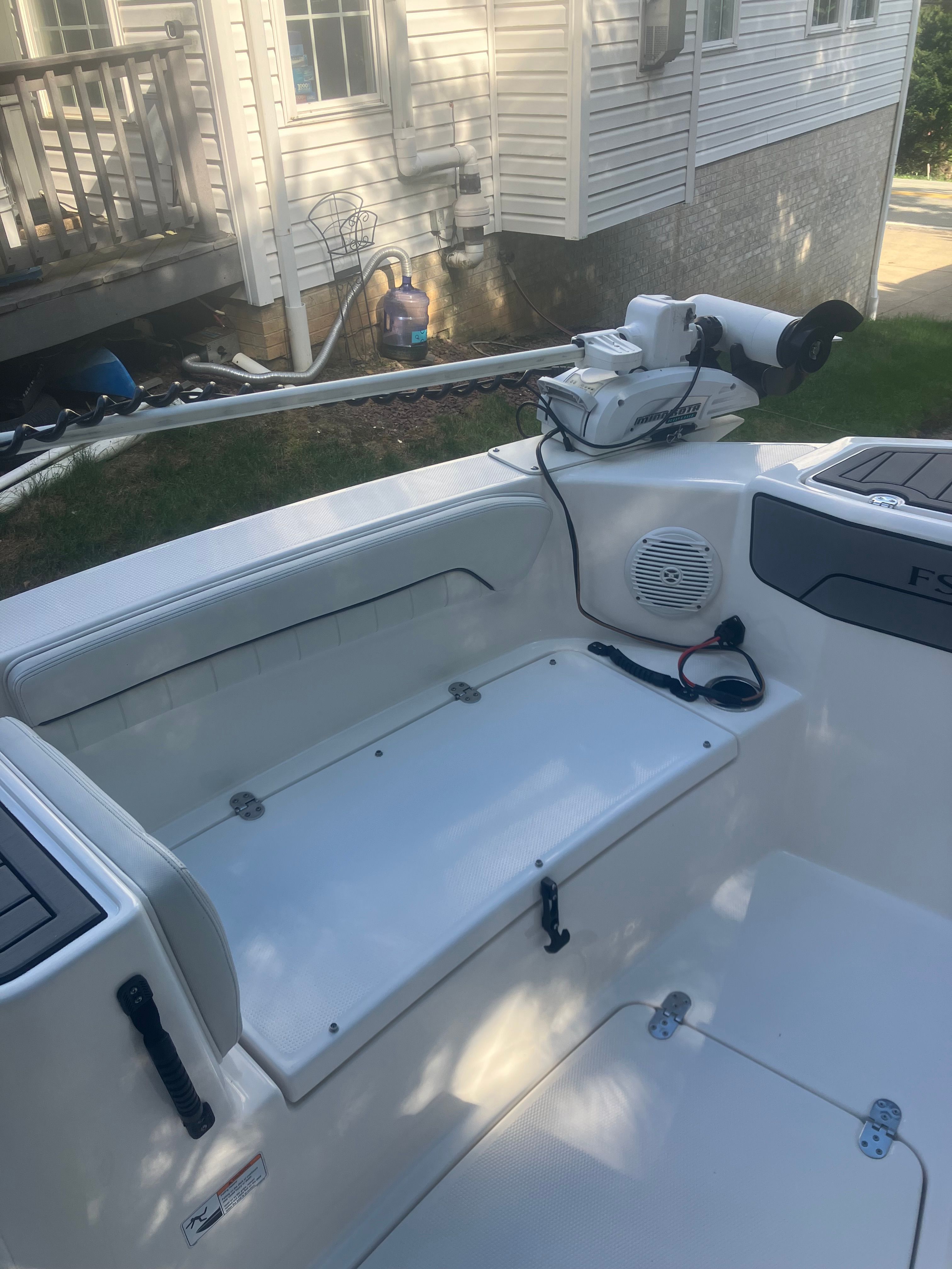 2018 Yamaha Boats 210 FSH Sport - 40